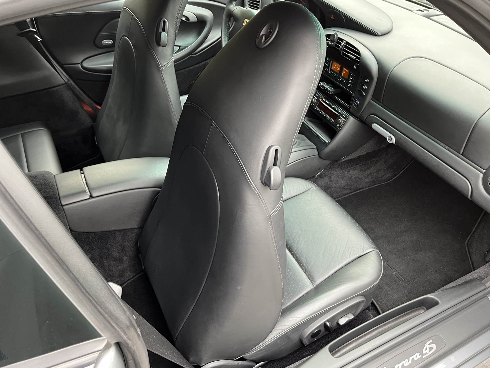 911 Carrera 4S(Type996)リッチライン