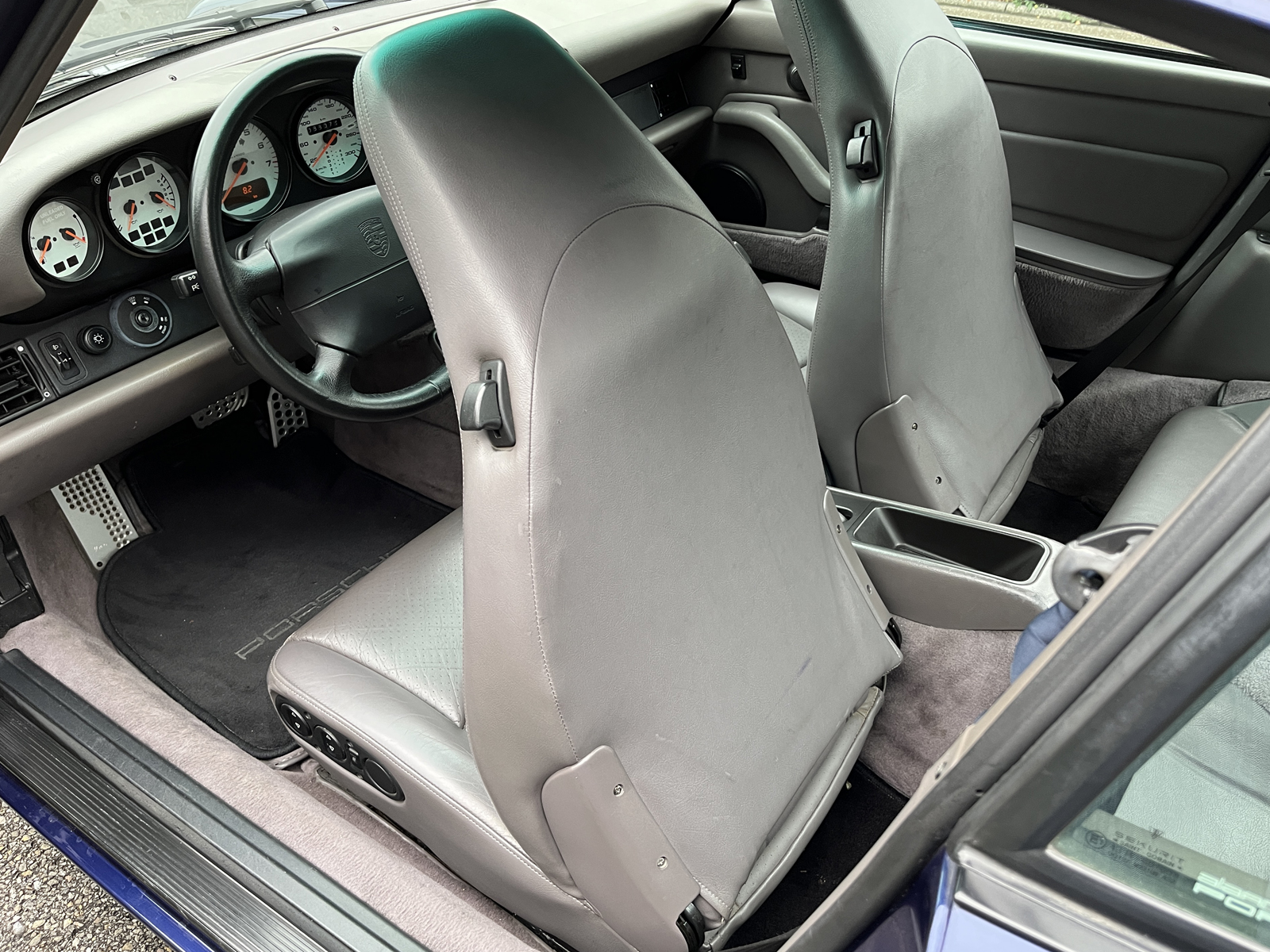 911 Carrera(Type993)リッチライン