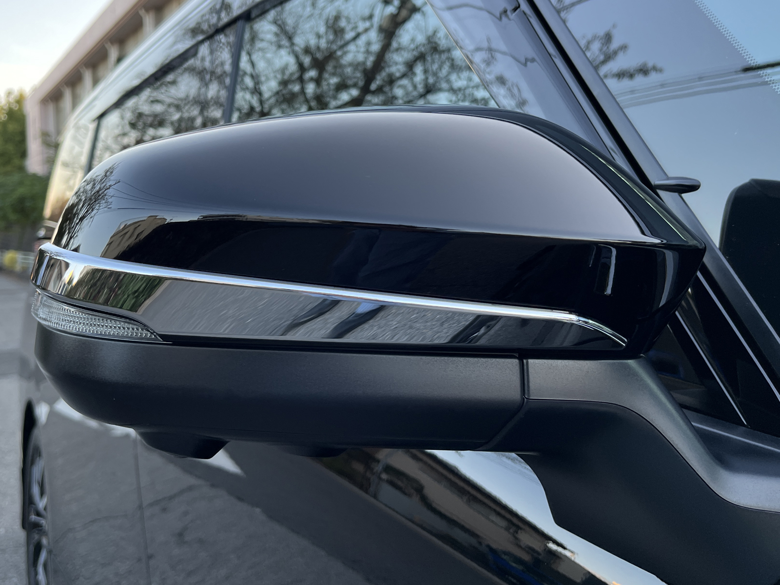 ALPHARD HEV Executive Loungeリッチライン