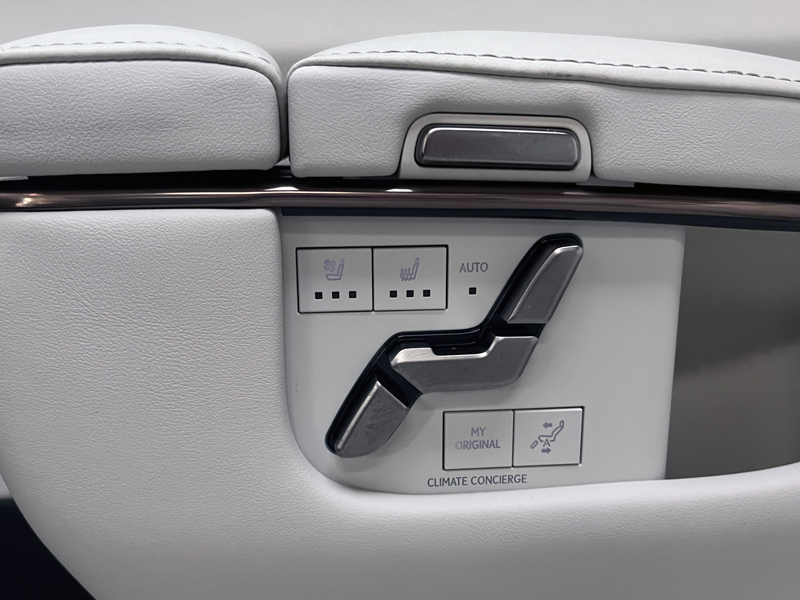 LM500h version Lリッチライン