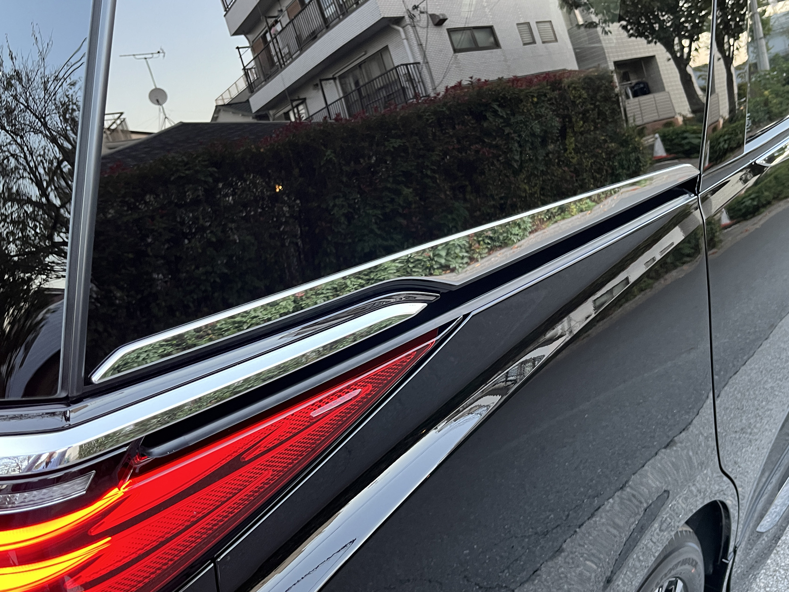 ALPHARD HEV Executive Loungeリッチライン