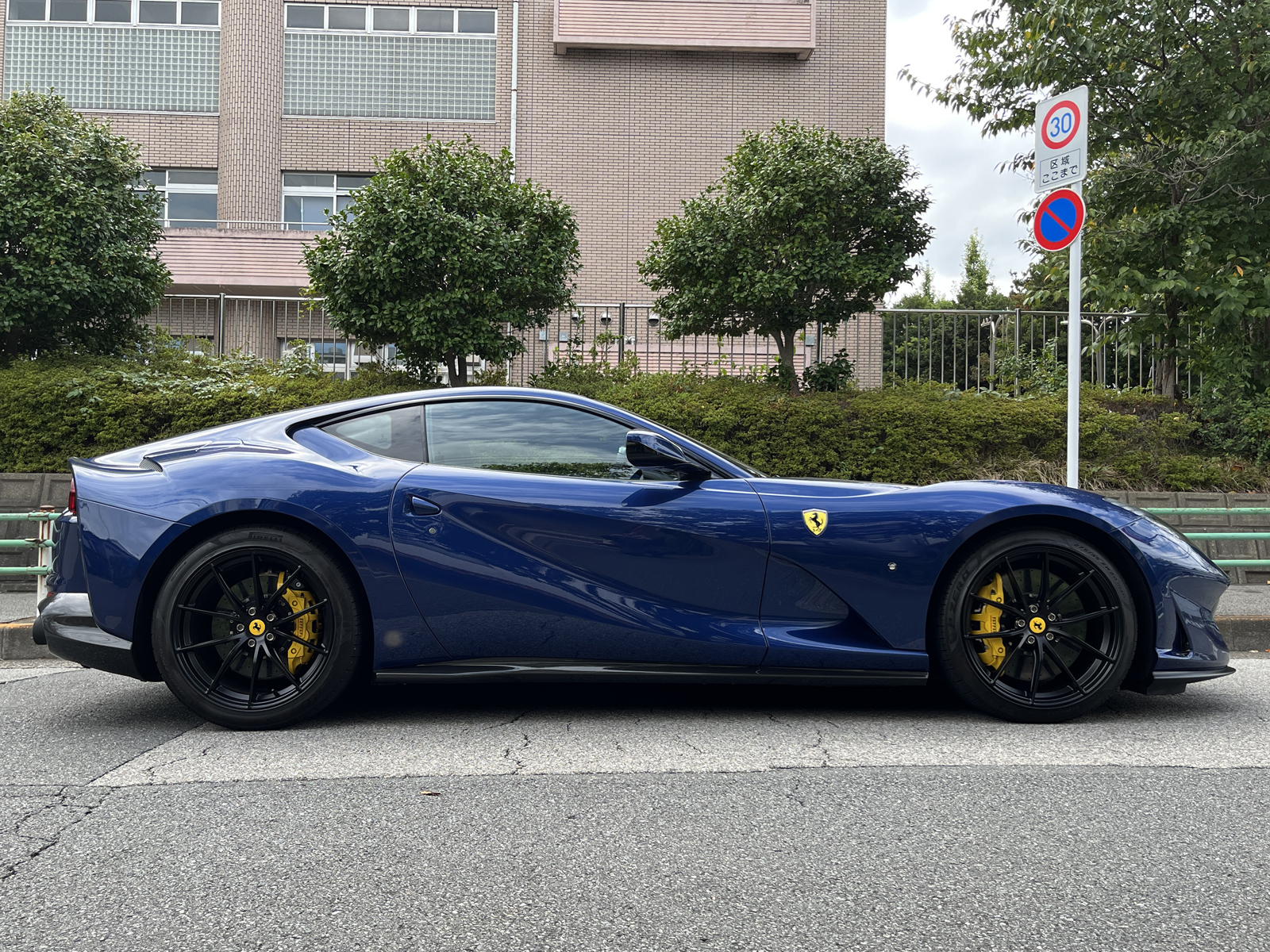 812 Superfastリッチライン