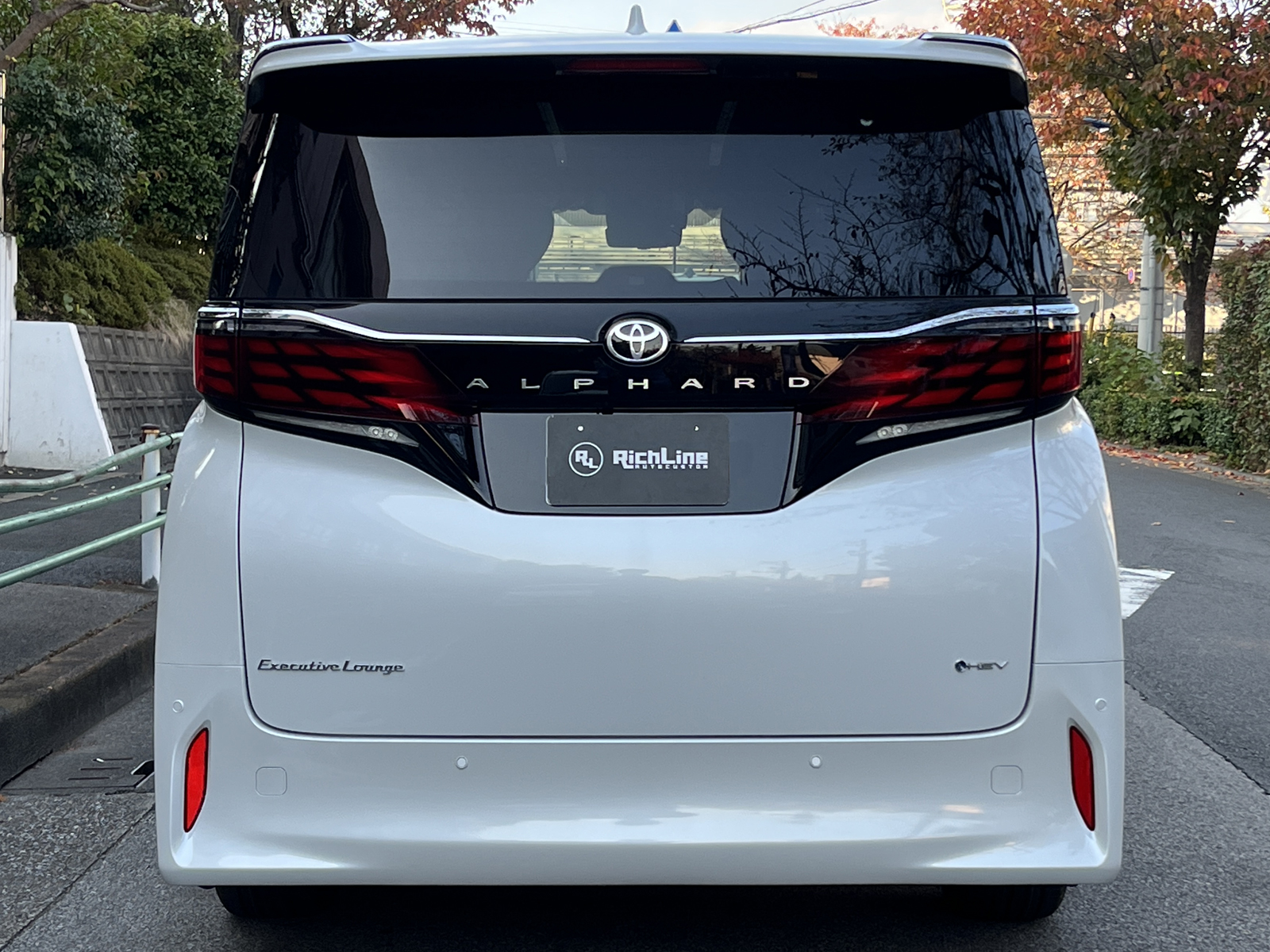 ALPHARD HEV Executive Loungeリッチライン