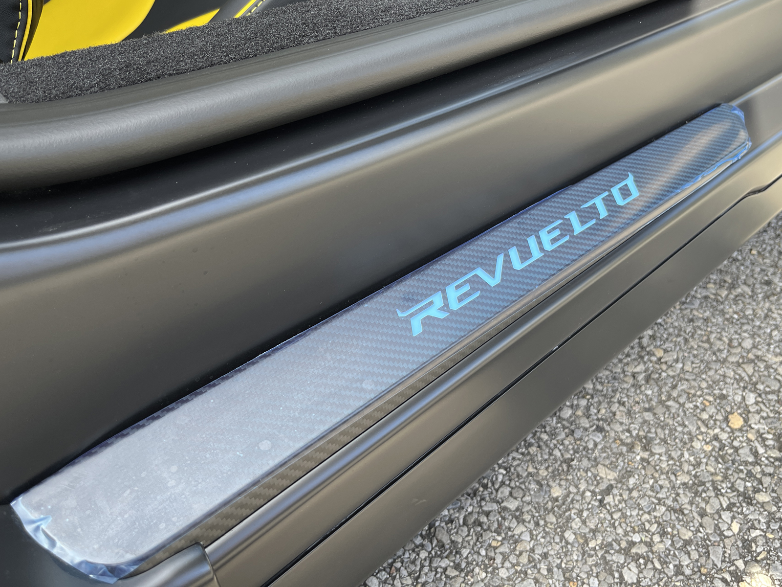 Revueltoリッチライン