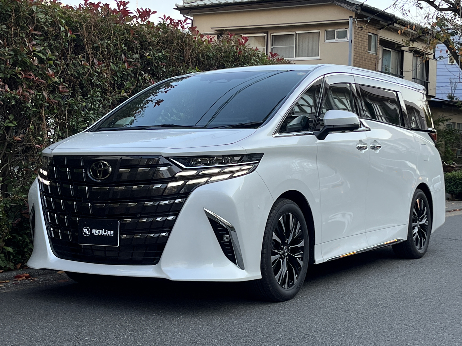 ALPHARD HEV Executive Loungeリッチライン