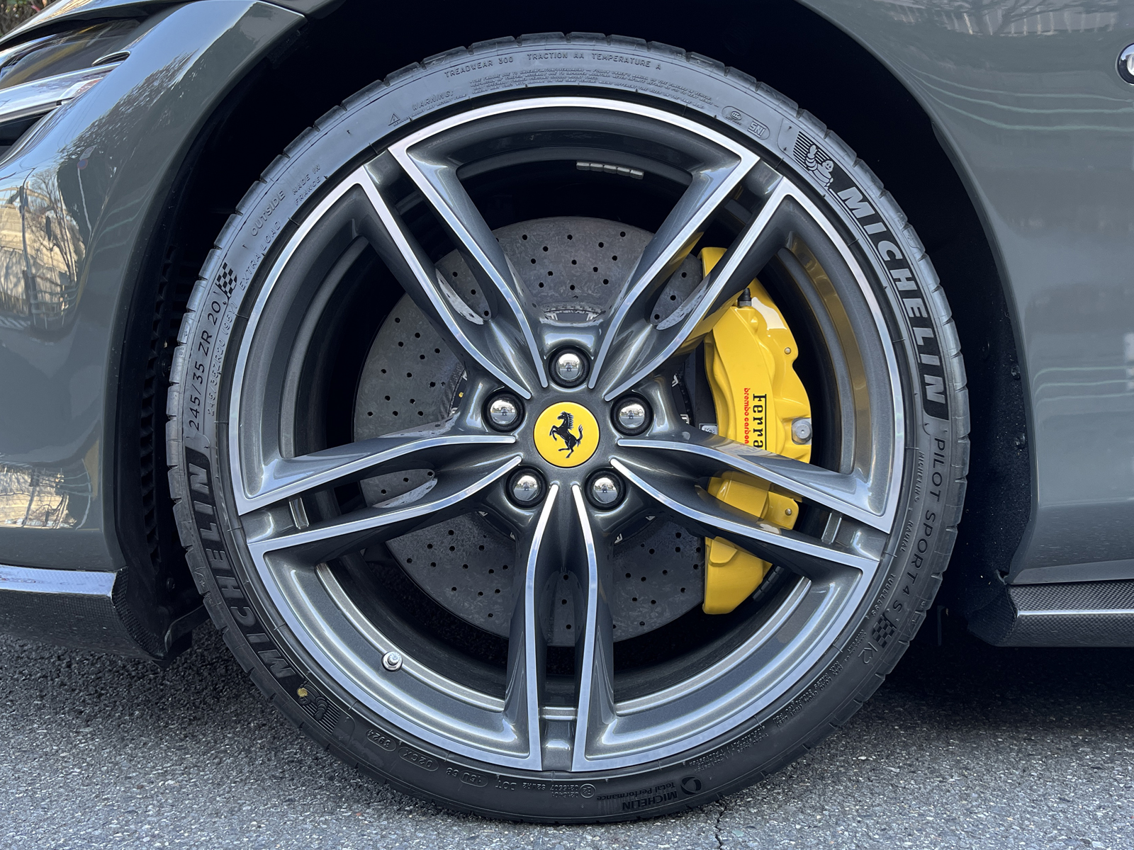 Roma Spider F1 DCTリッチライン