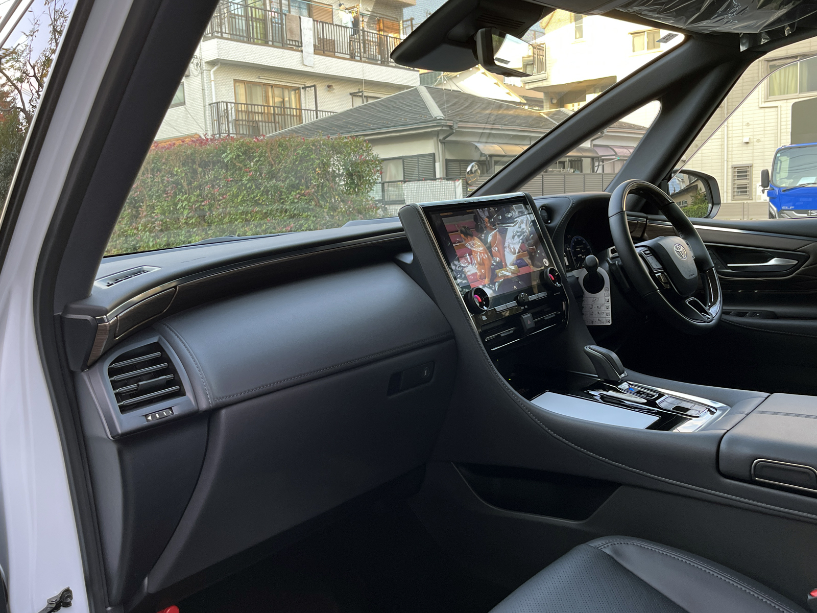 ALPHARD HEV Executive Loungeリッチライン