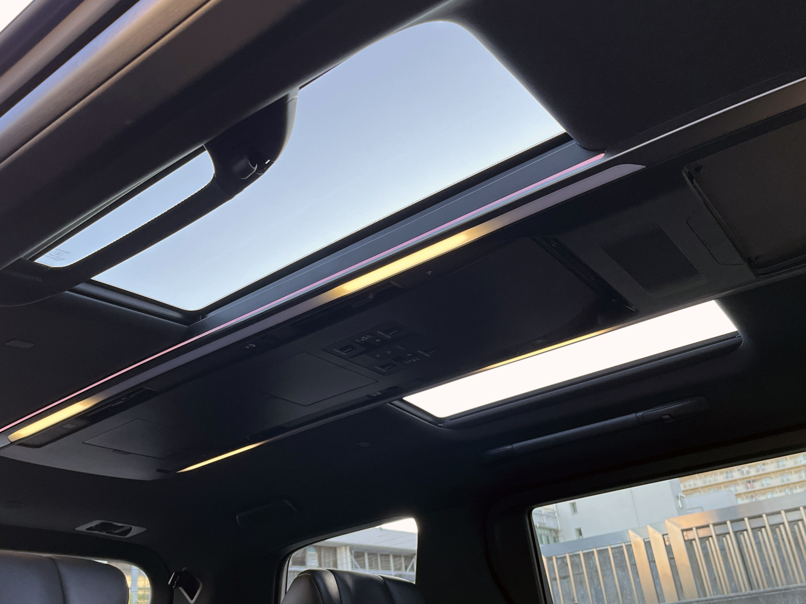 ALPHARD HEV Executive Loungeリッチライン