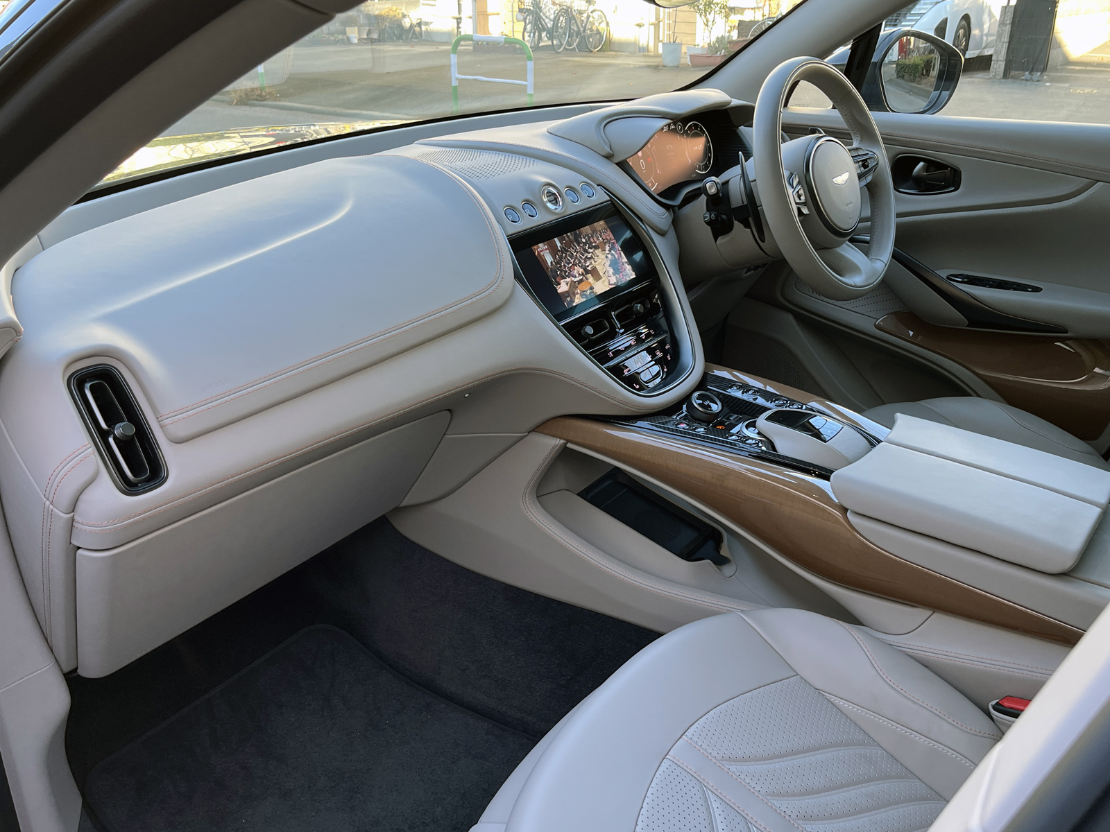 DBX 707リッチライン