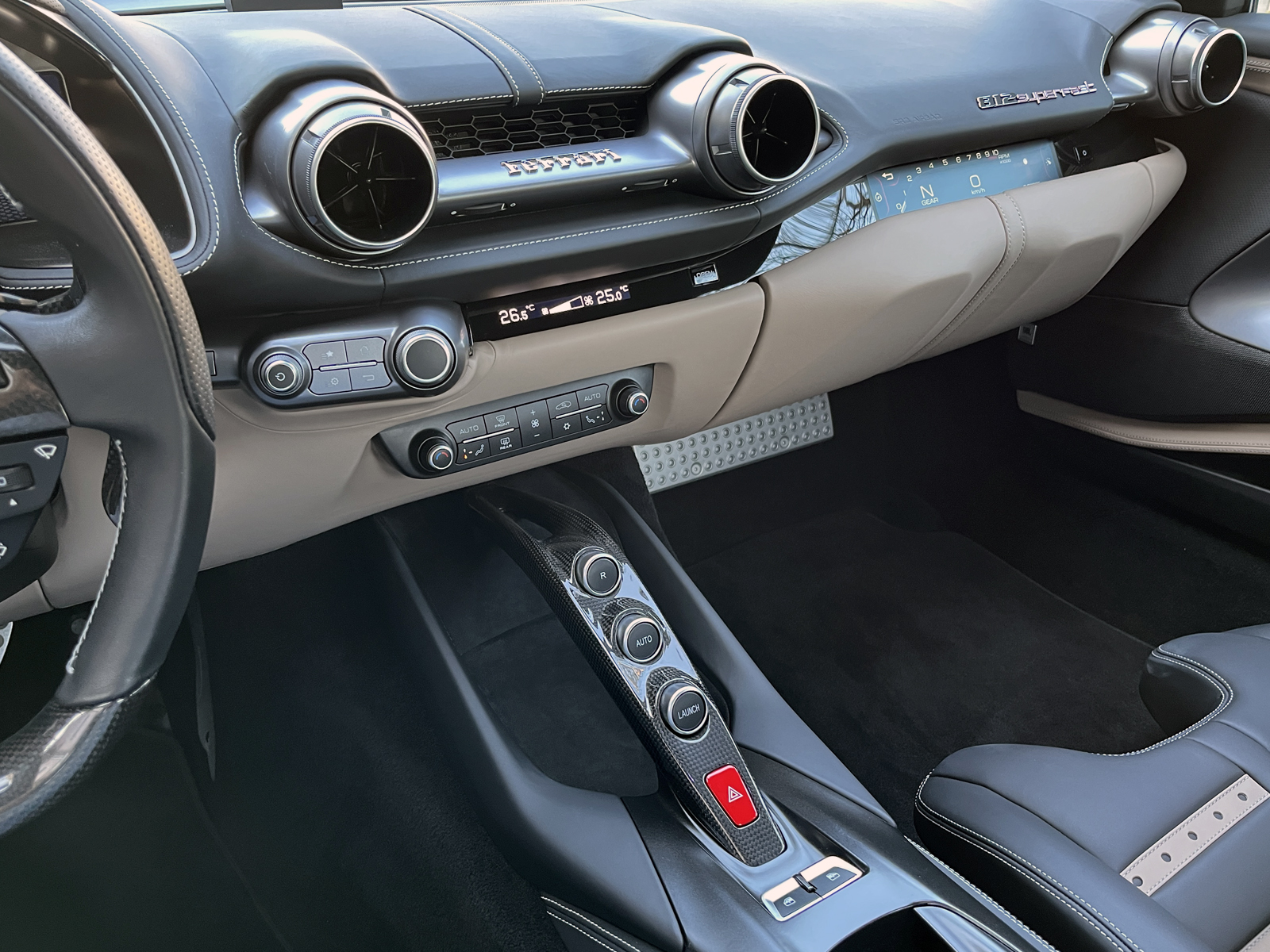 812 Superfastリッチライン