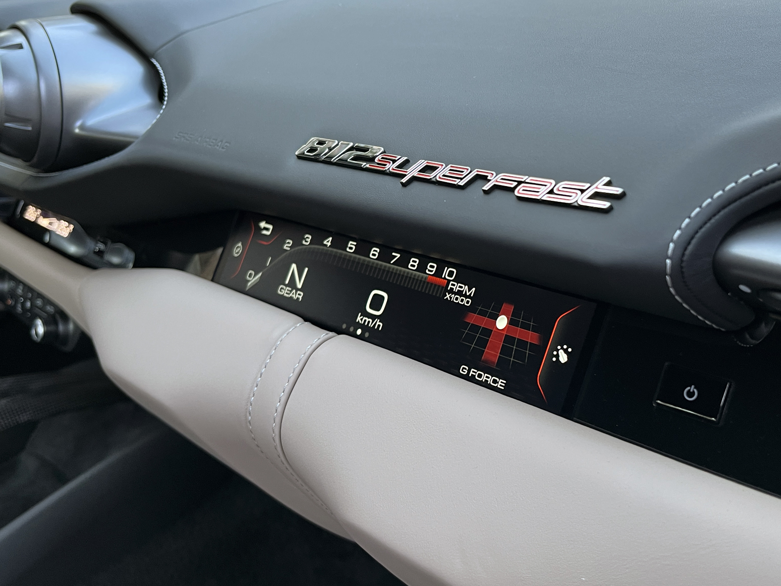 812 Superfastリッチライン