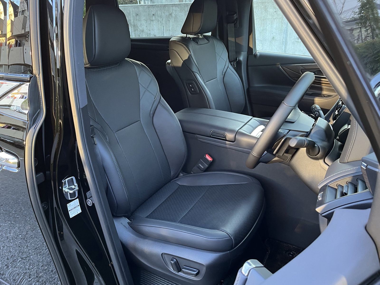 ALPHARD HEV Executive Loungeリッチライン