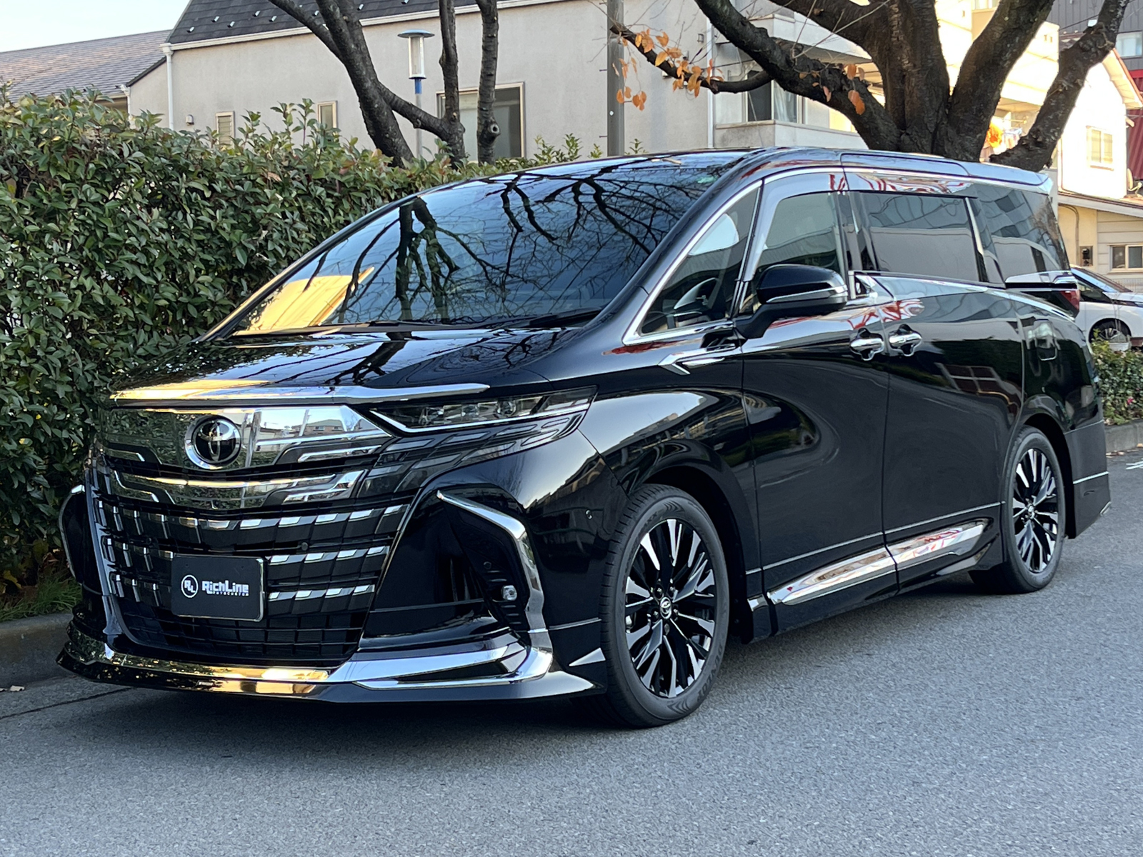 ALPHARD HEV Executive Loungeリッチライン