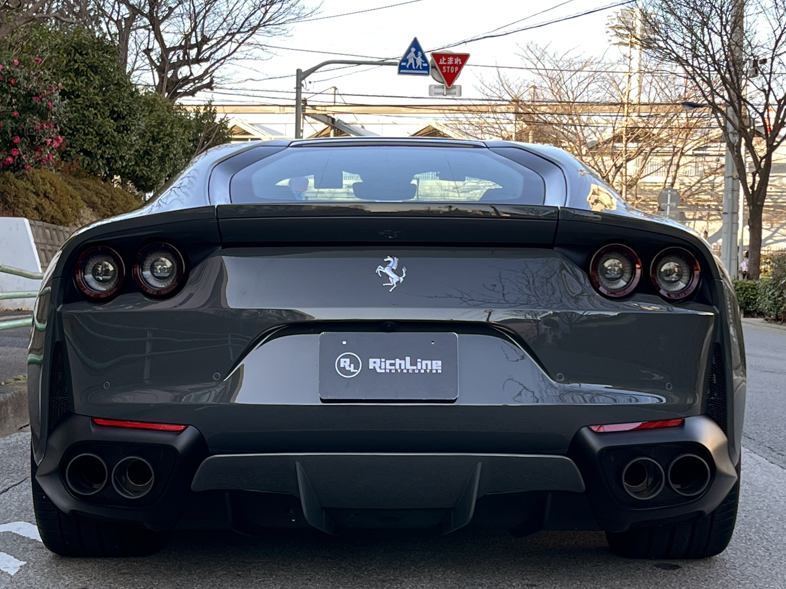 812 Superfastリッチライン