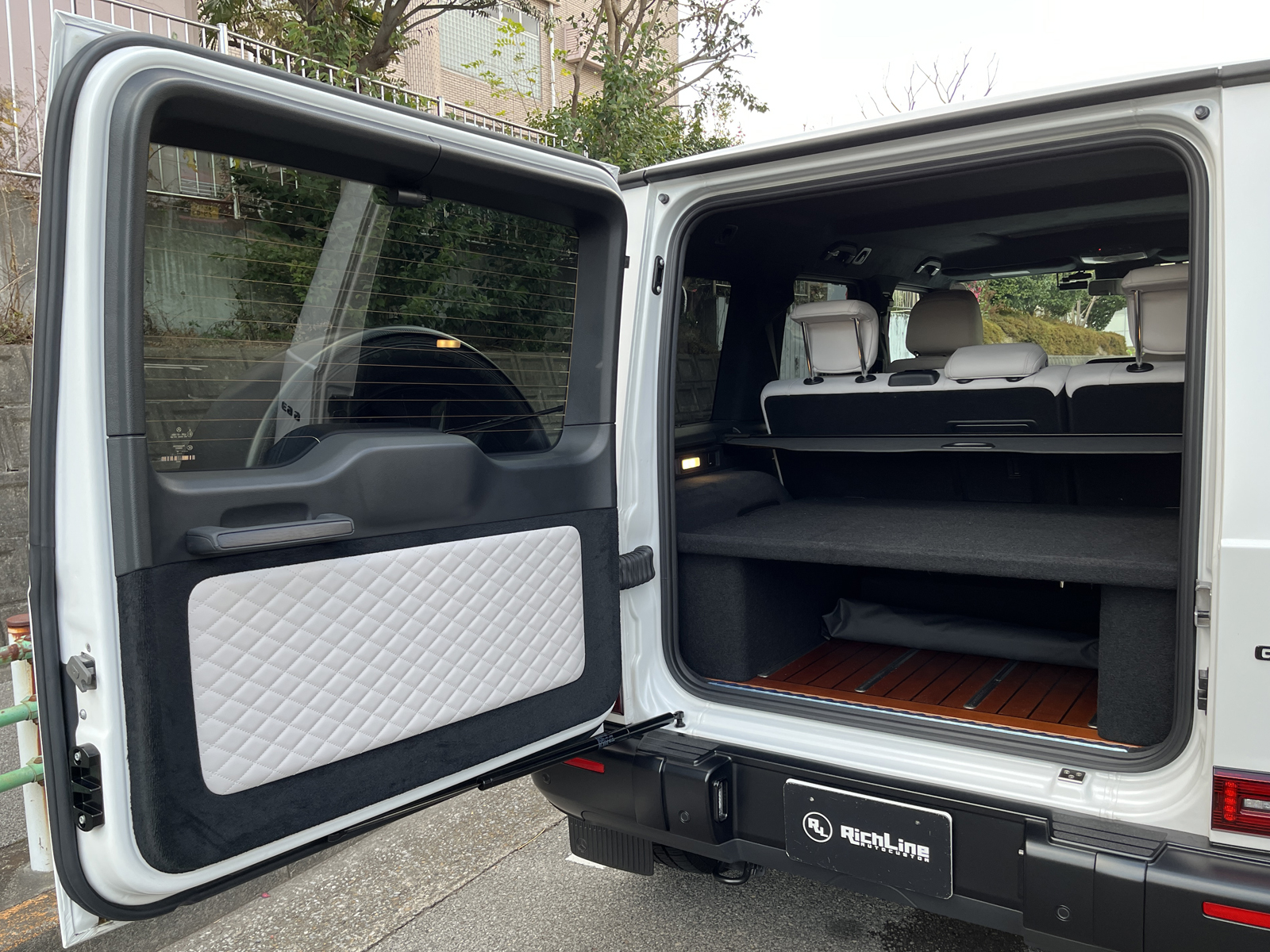 G-Class G63 Edition Magno Whiteリッチライン