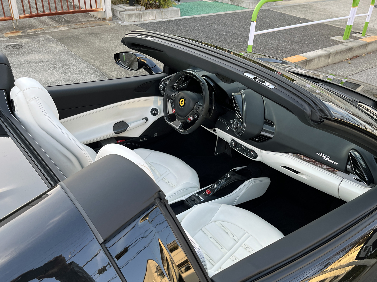 488 Spider F1 DCTリッチライン