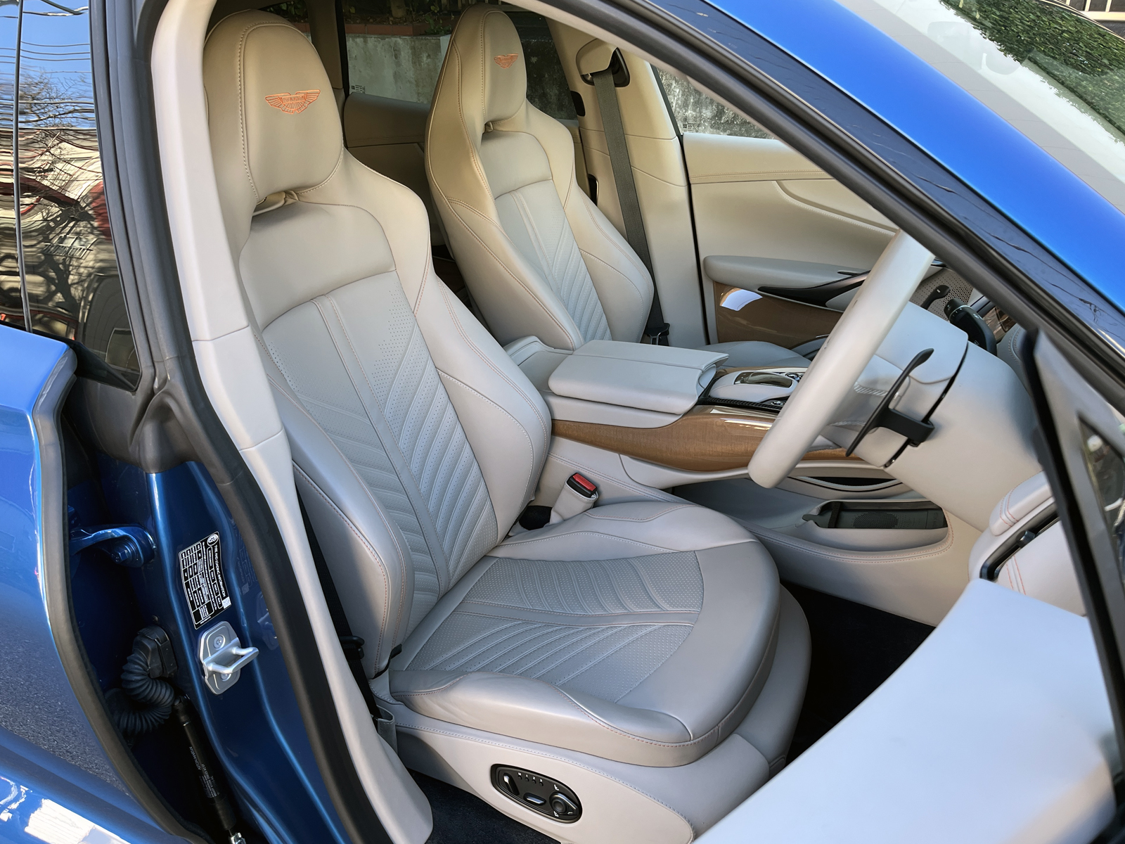 DBX 707リッチライン