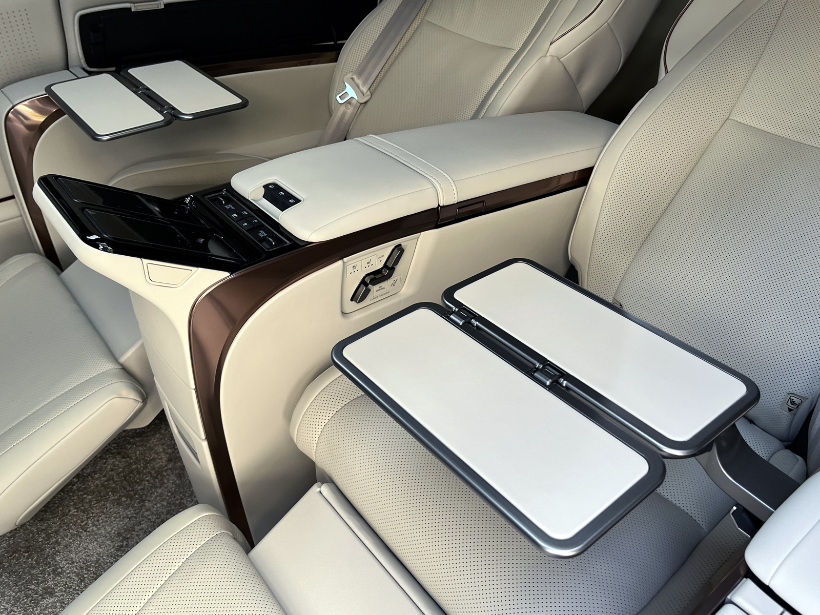 LM500h EXECUTIVEリッチライン