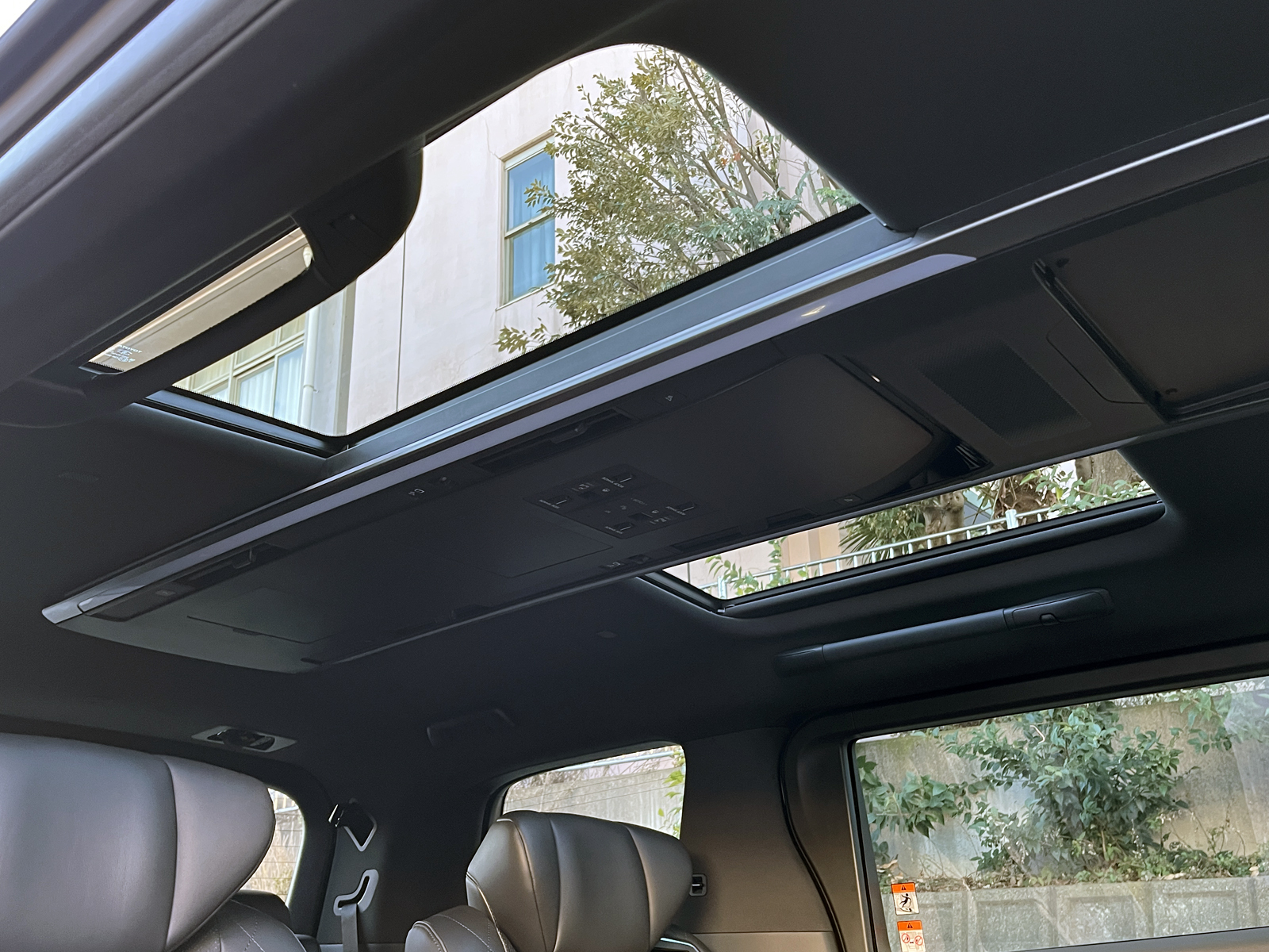 ALPHARD HEV Executive Loungeリッチライン