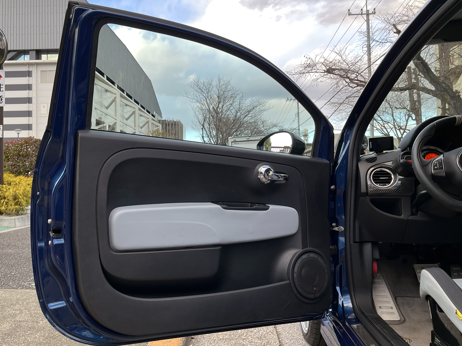 695 Tributo Ferrariリッチライン