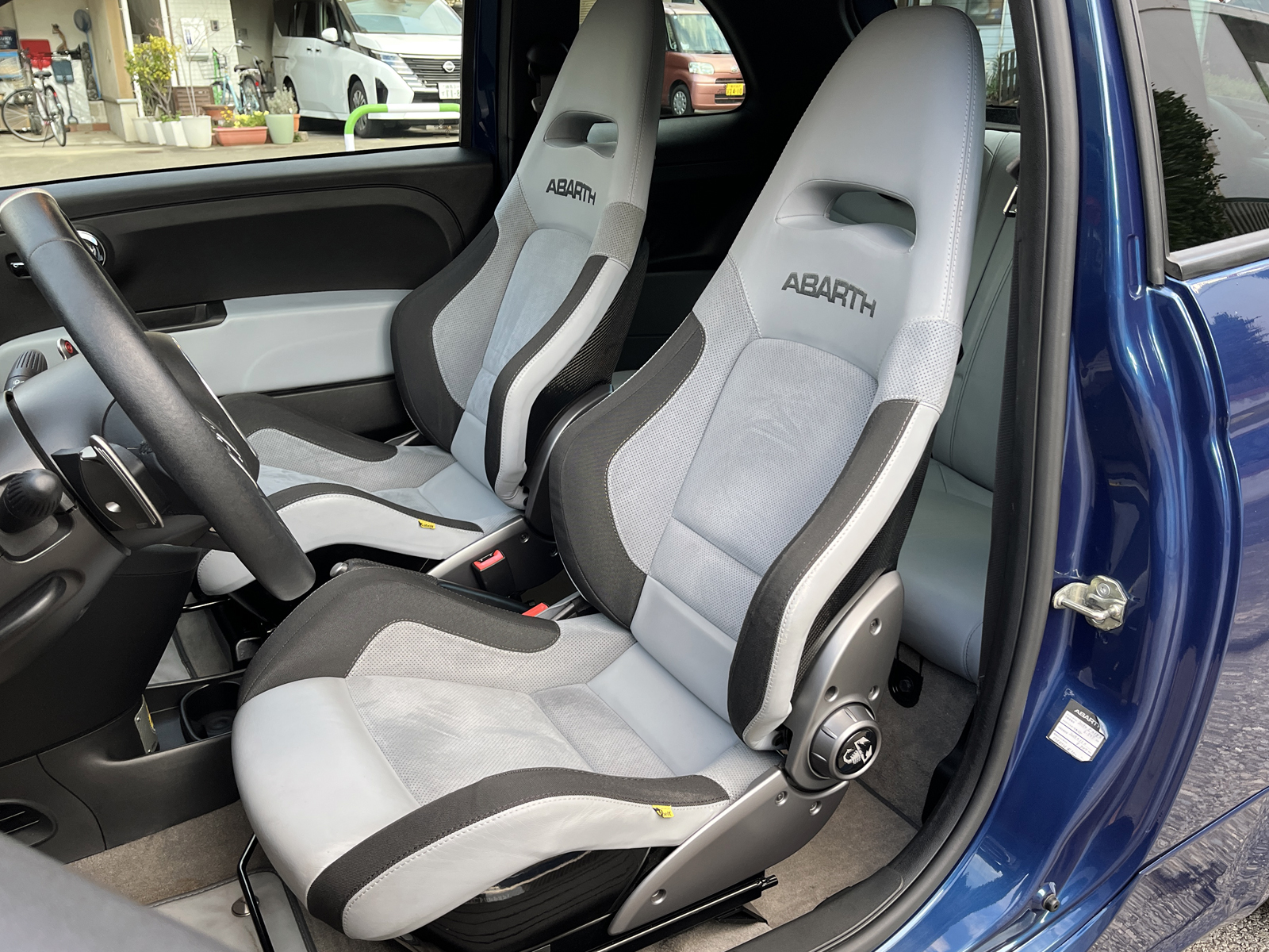 695 Tributo Ferrariリッチライン