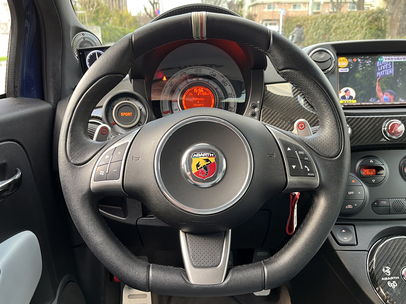 695 Tributo Ferrariリッチライン