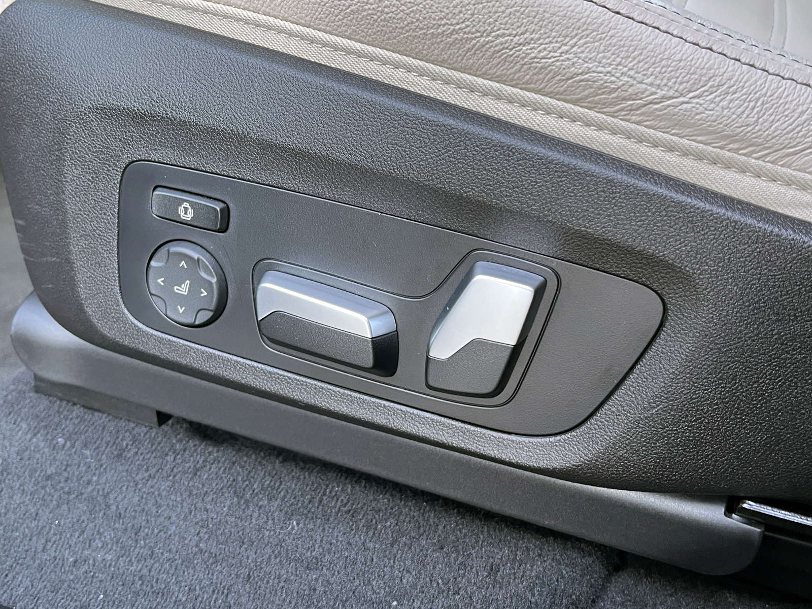 ALPINA XD4 ALLRADリッチライン