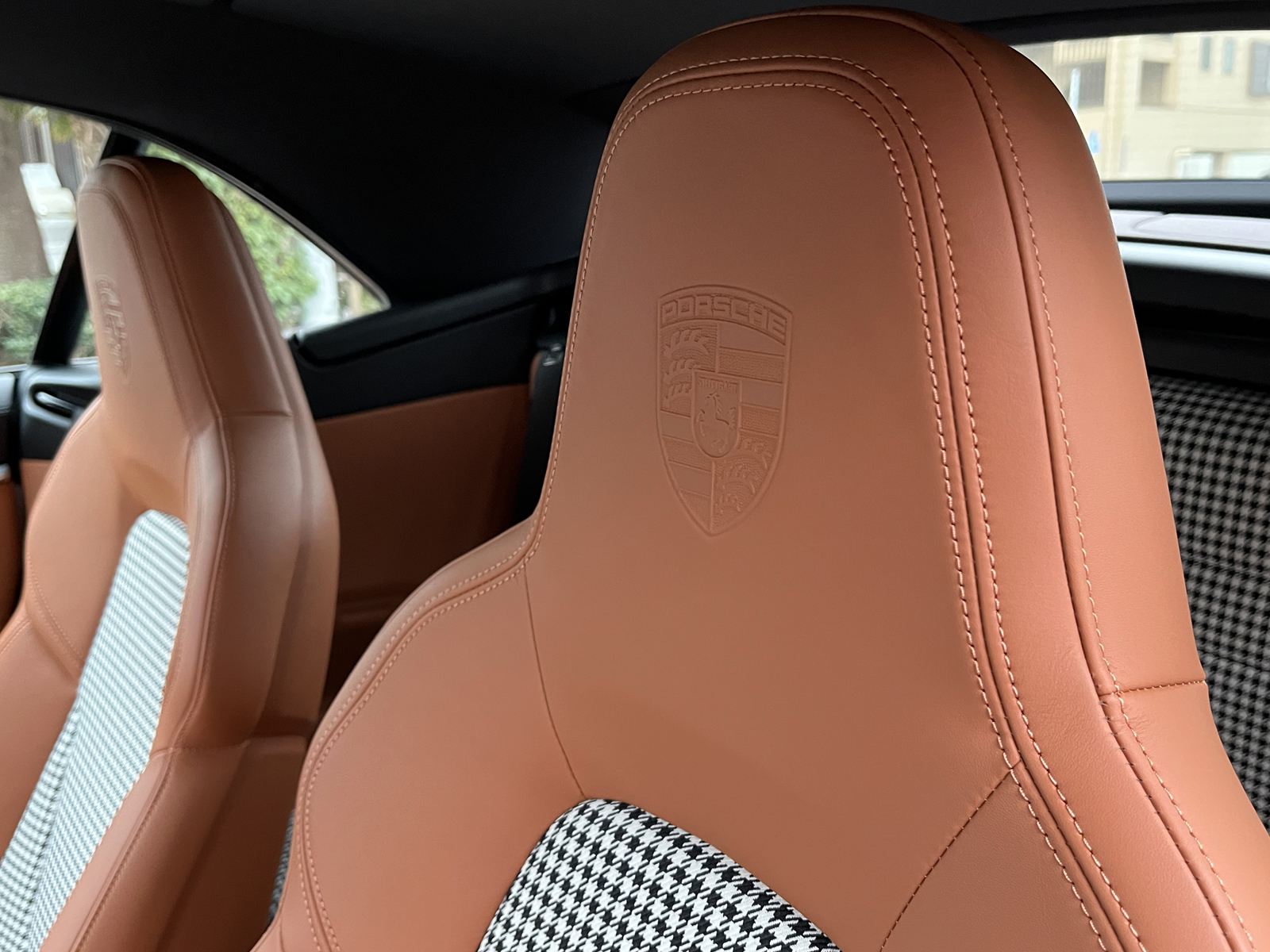 911 Carrera 4 Cabriolet(Type992.1)リッチライン