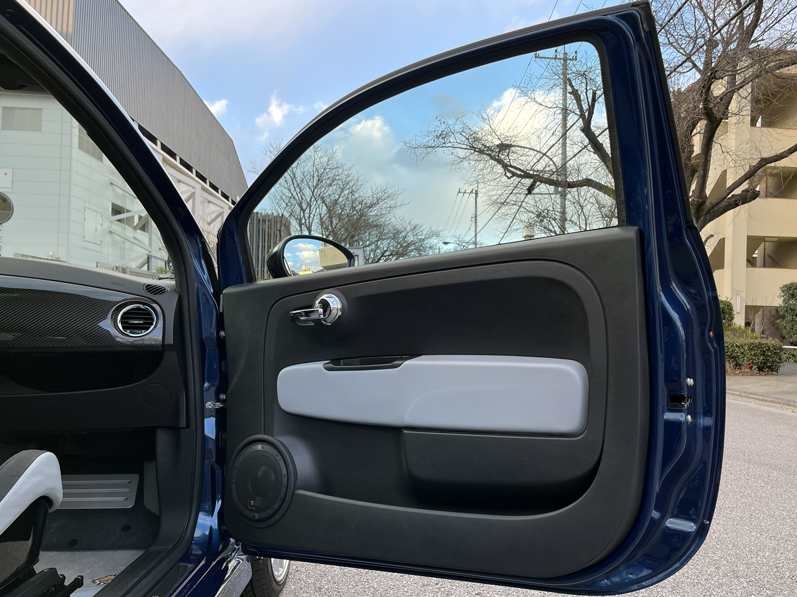 695 Tributo Ferrariリッチライン