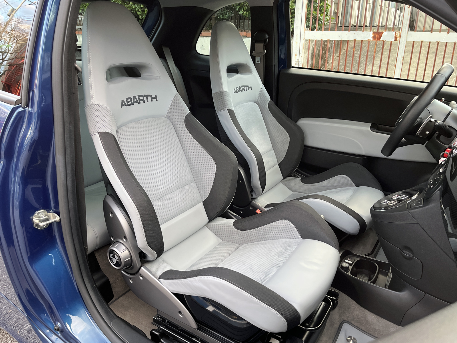 695 Tributo Ferrariリッチライン