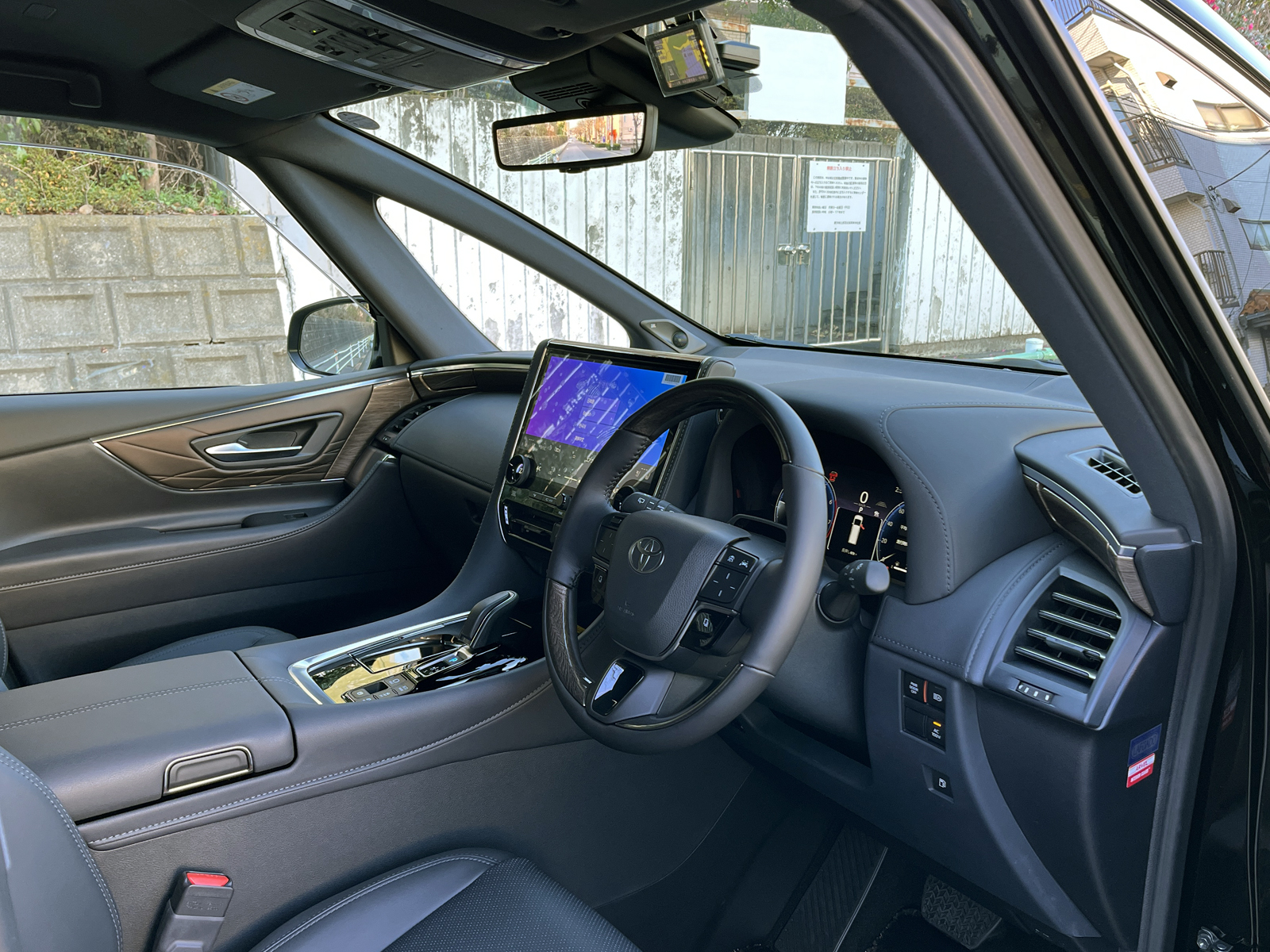 ALPHARD HEV Executive Loungeリッチライン