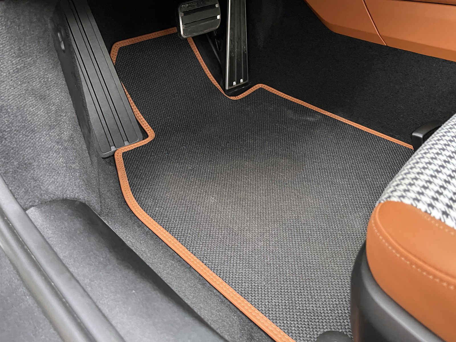 911 Carrera 4 Cabriolet(Type992.1)リッチライン