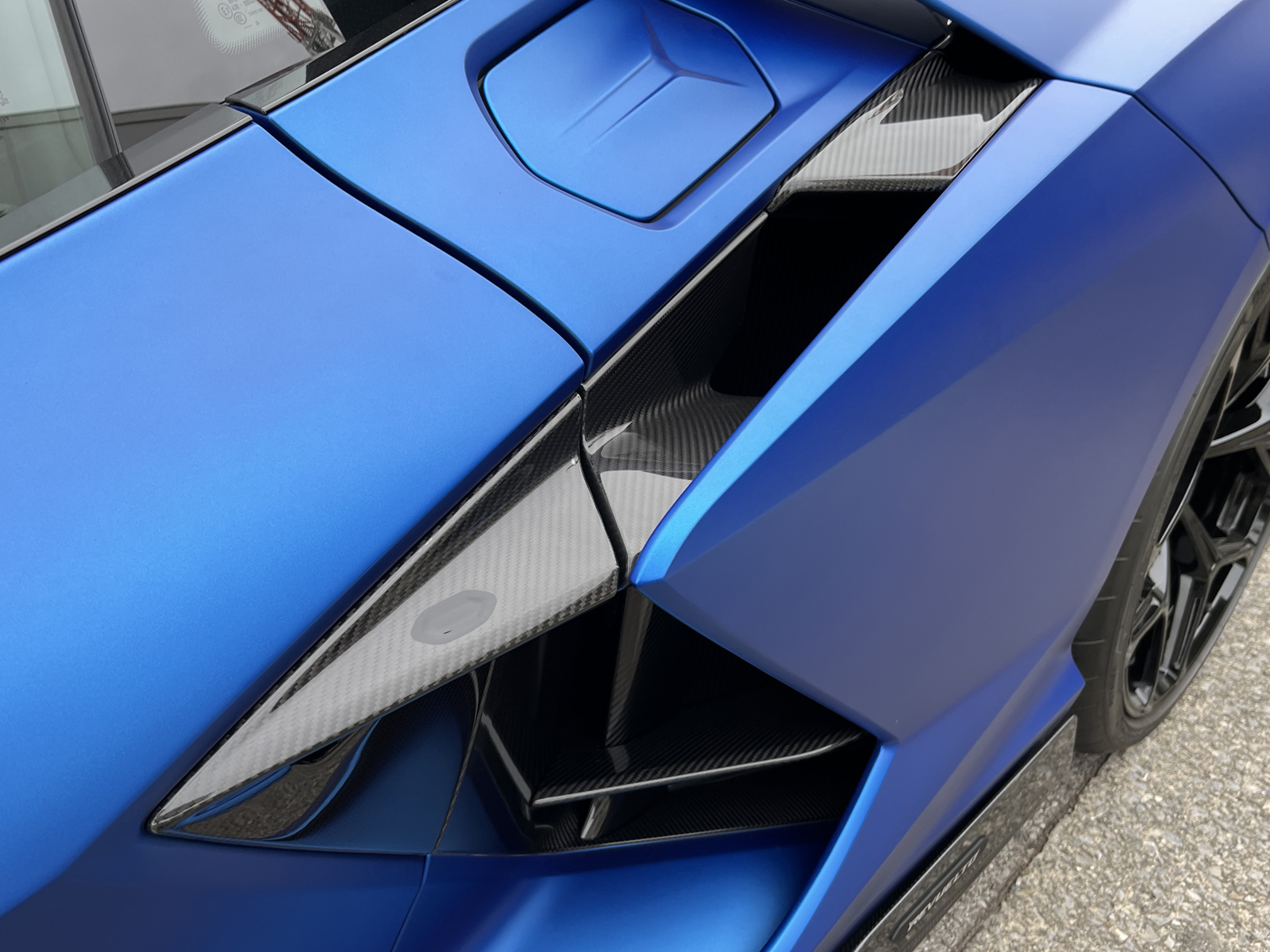 Revueltoリッチライン