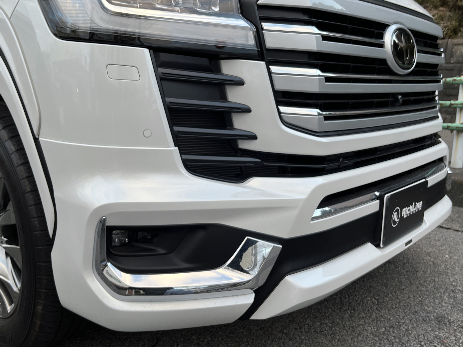 LAND CRUISER 300 3.5 ZXリッチライン