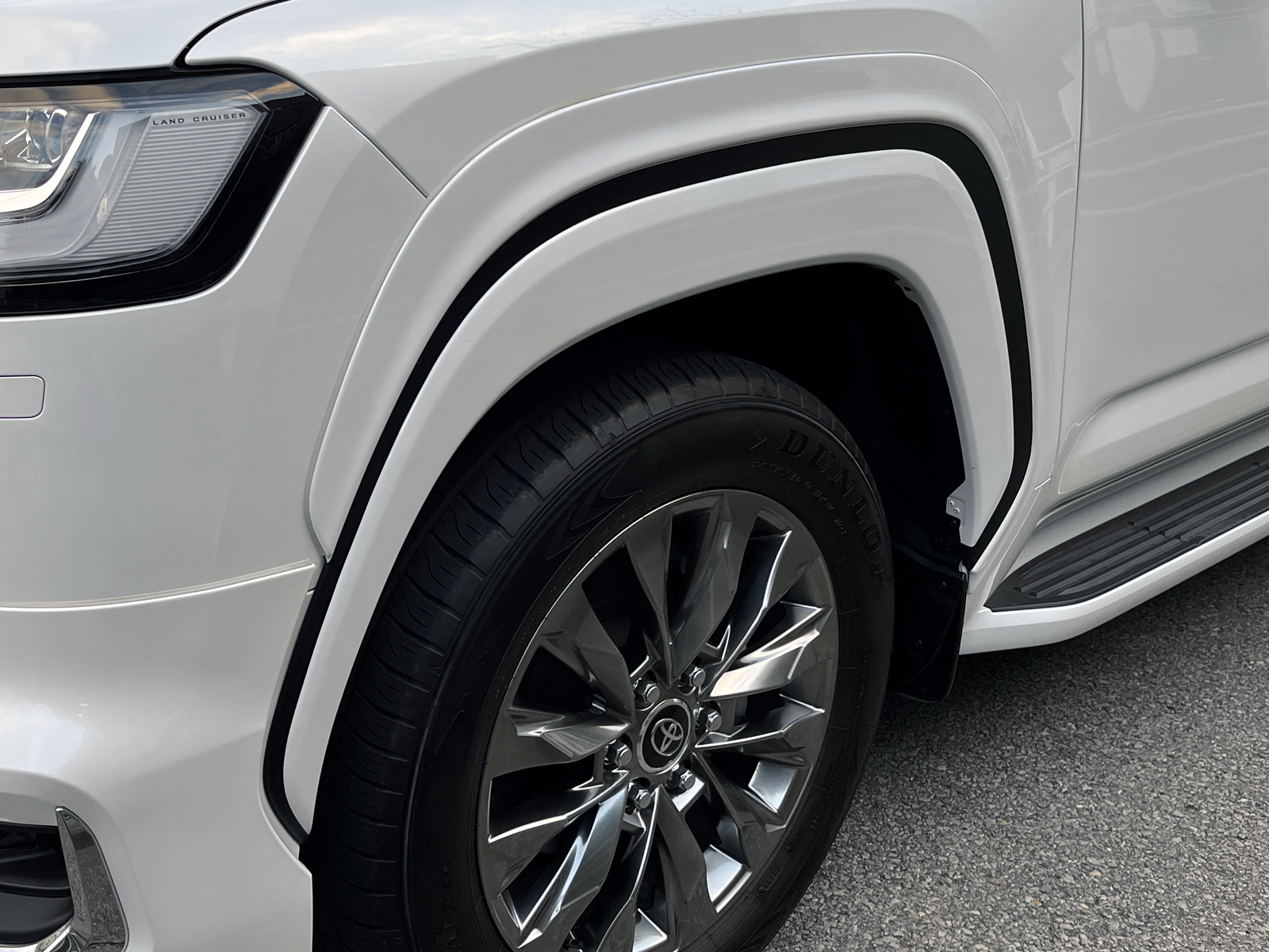 LAND CRUISER 300 3.5 ZXリッチライン