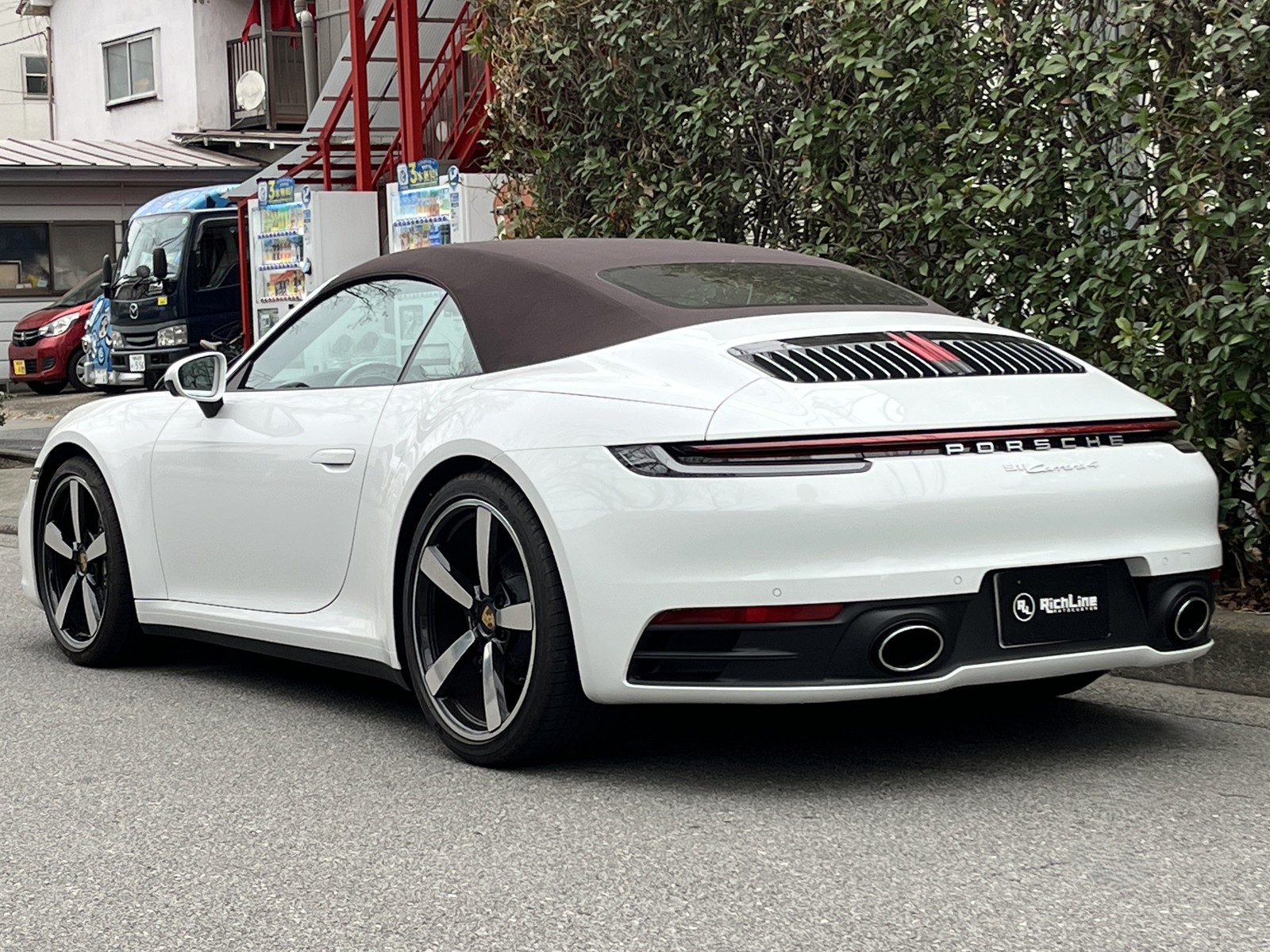 911 Carrera 4 Cabriolet(Type992.1)リッチライン