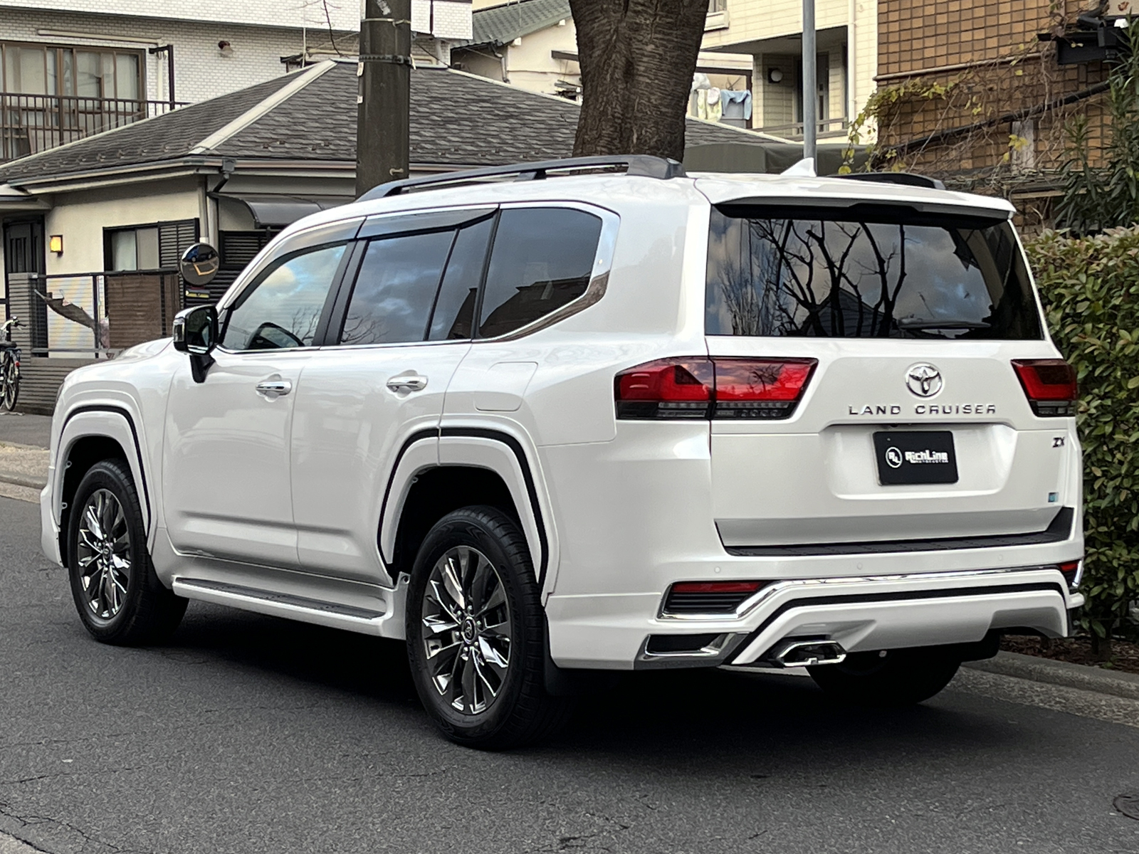 LAND CRUISER 300 3.5 ZXリッチライン