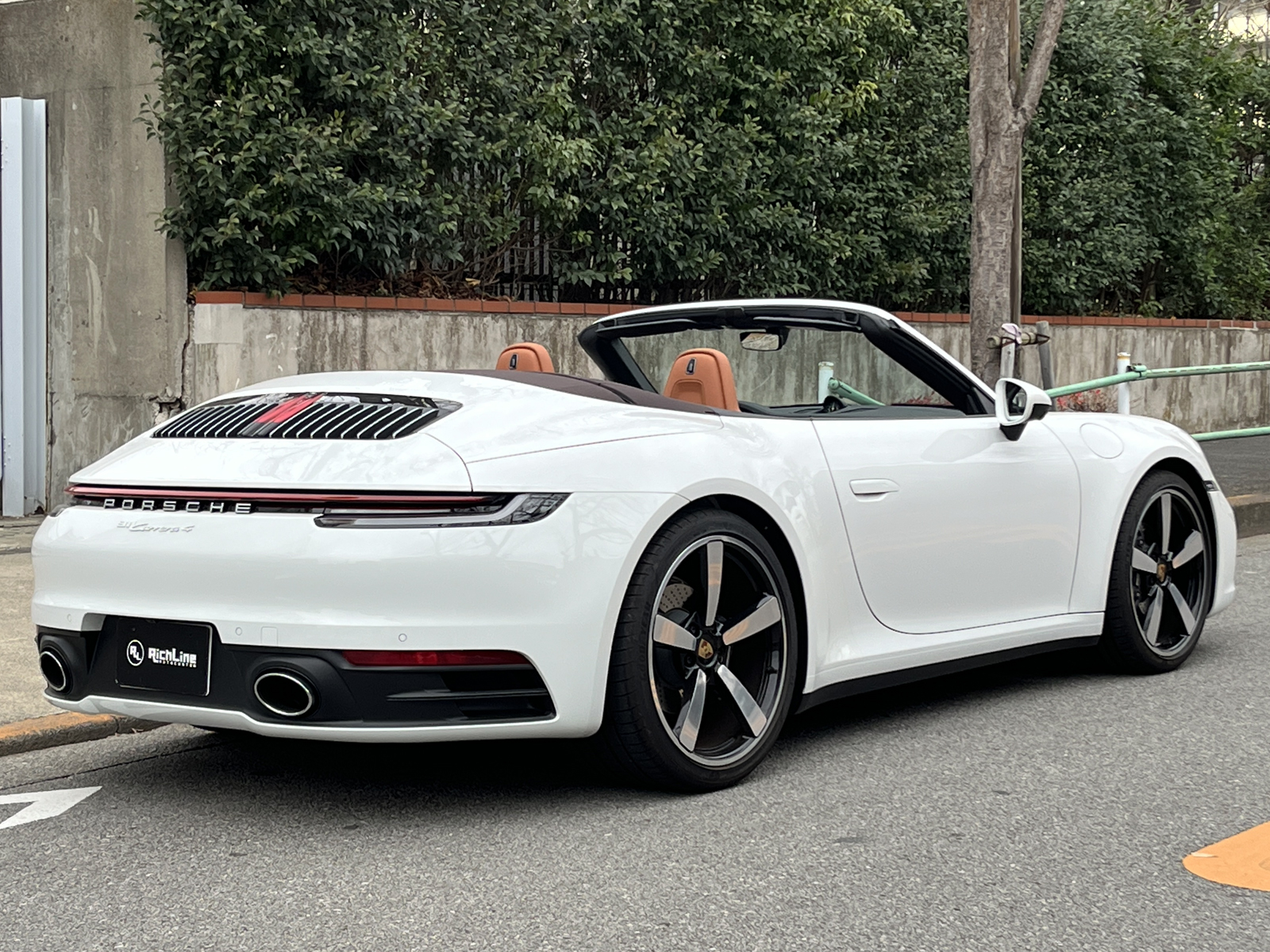 911 Carrera 4 Cabriolet(Type992.1)リッチライン