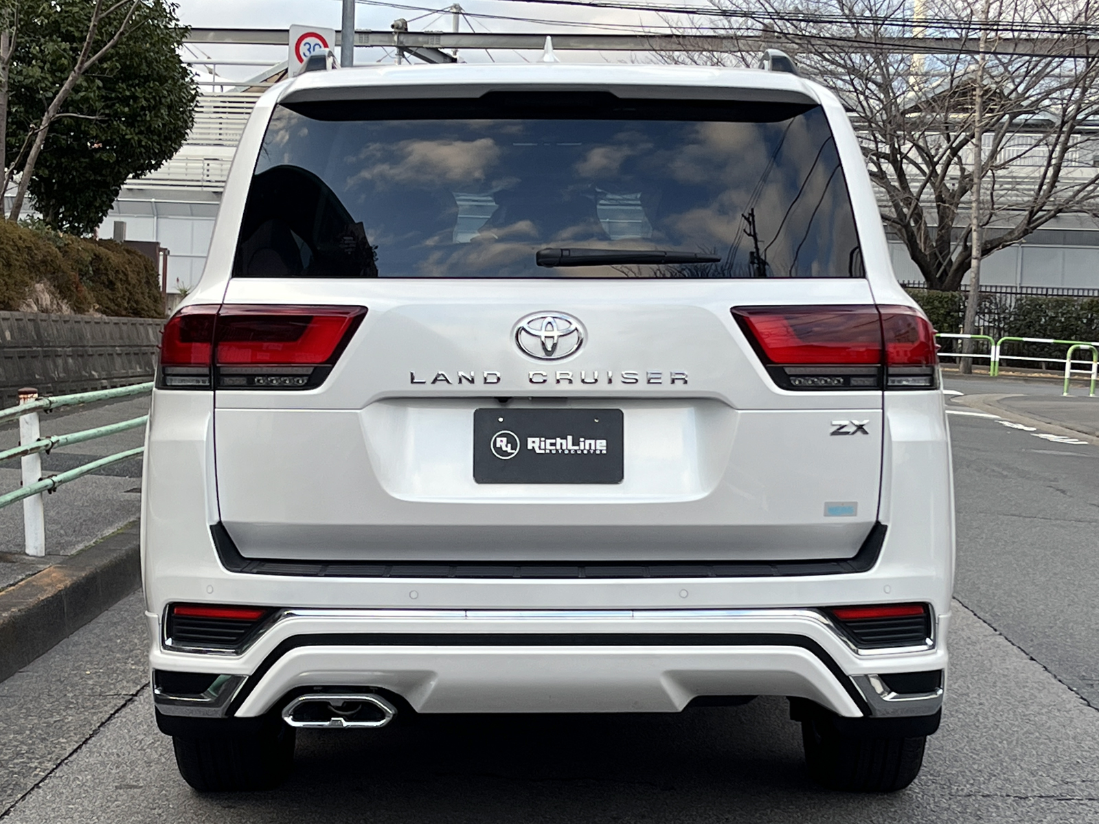 LAND CRUISER 300 3.5 ZXリッチライン