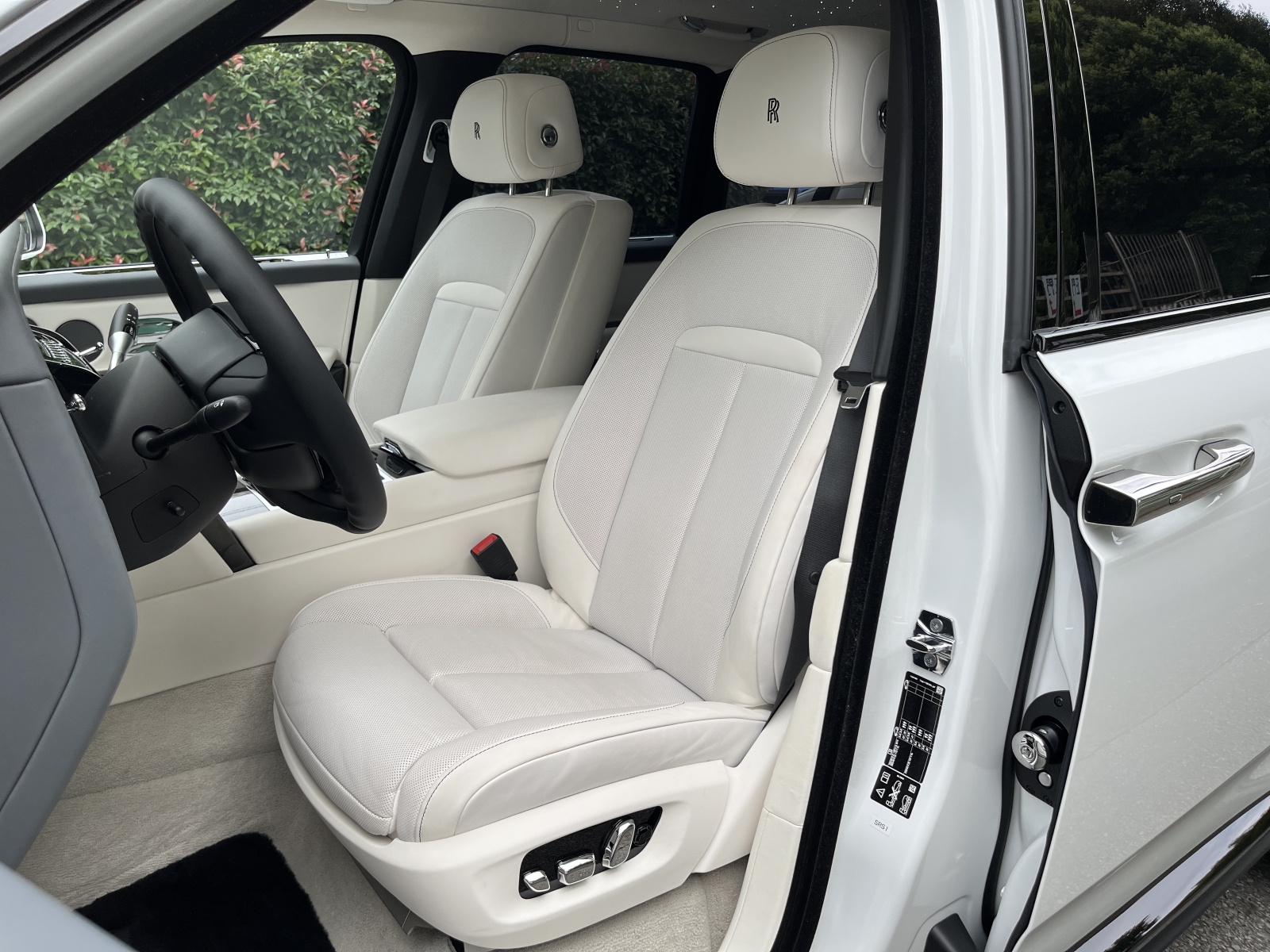 Black Badge Cullinanリッチライン