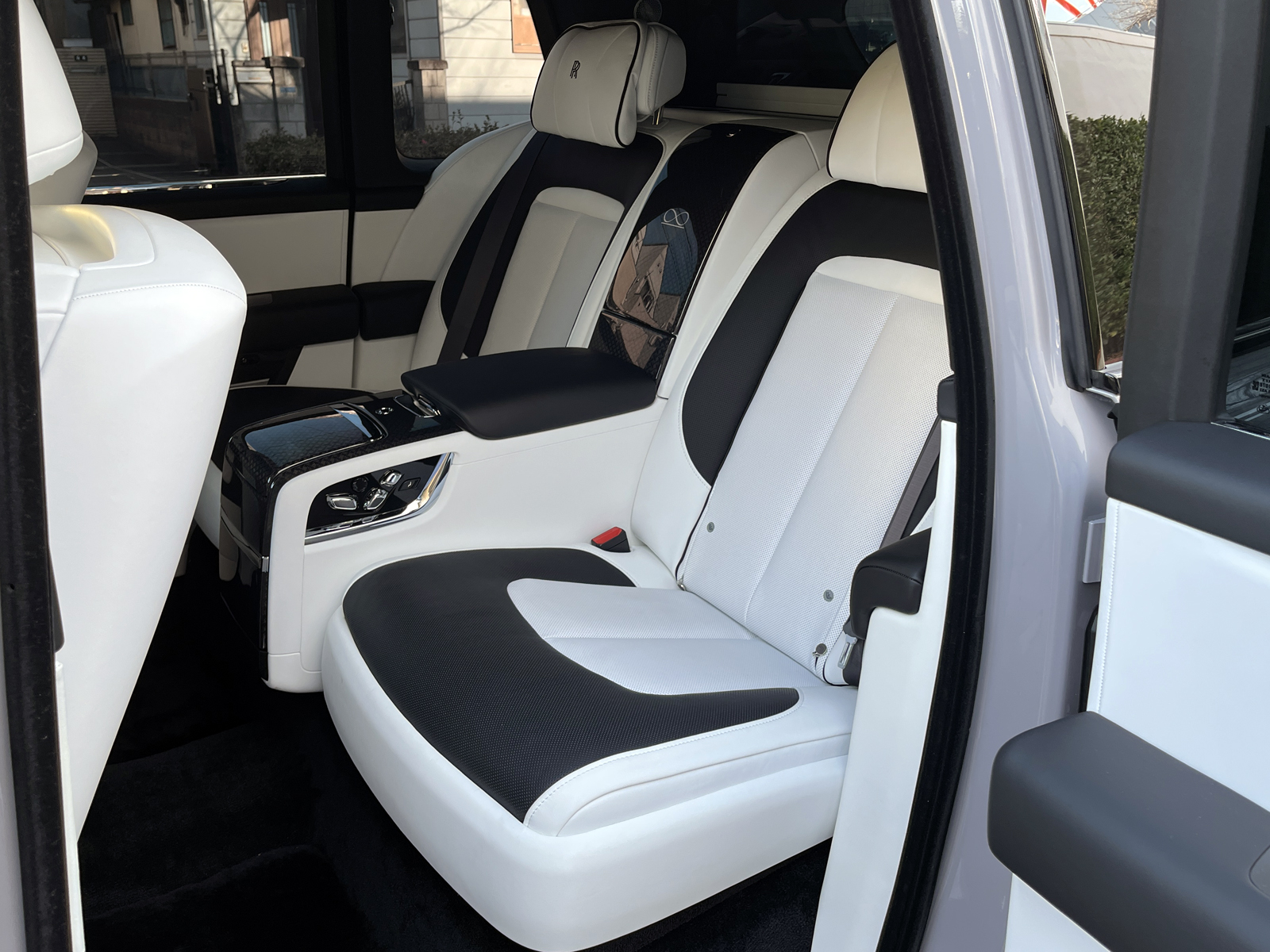 Black Badge Cullinanリッチライン