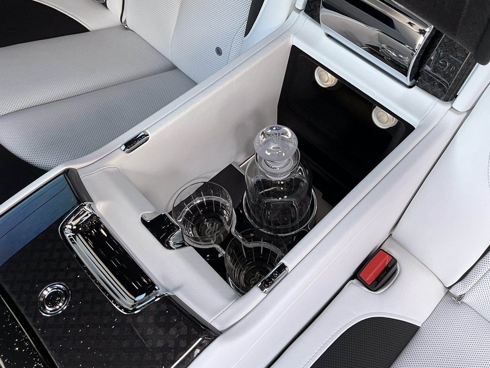 Black Badge Cullinanリッチライン