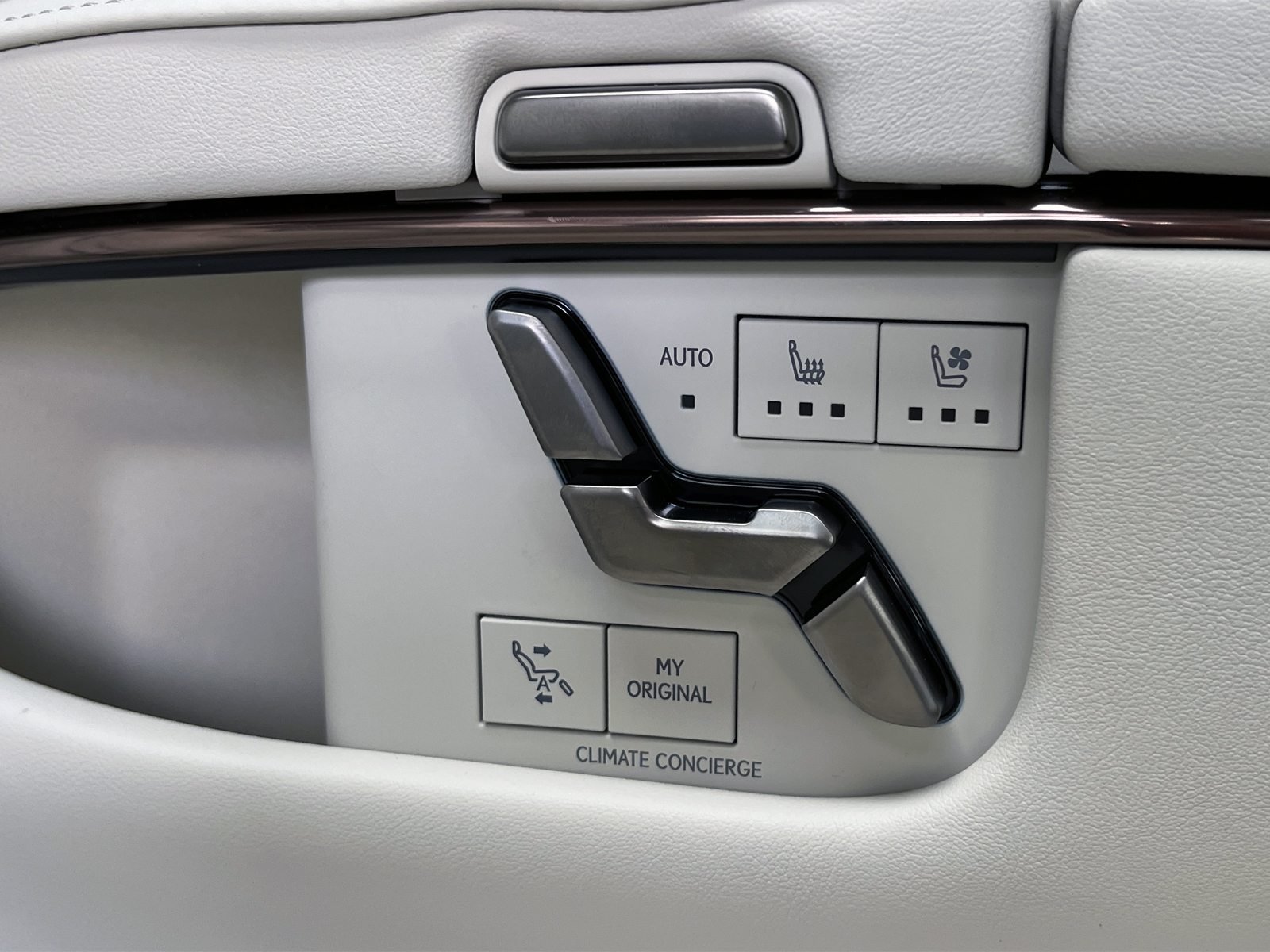 LM500h version Lリッチライン