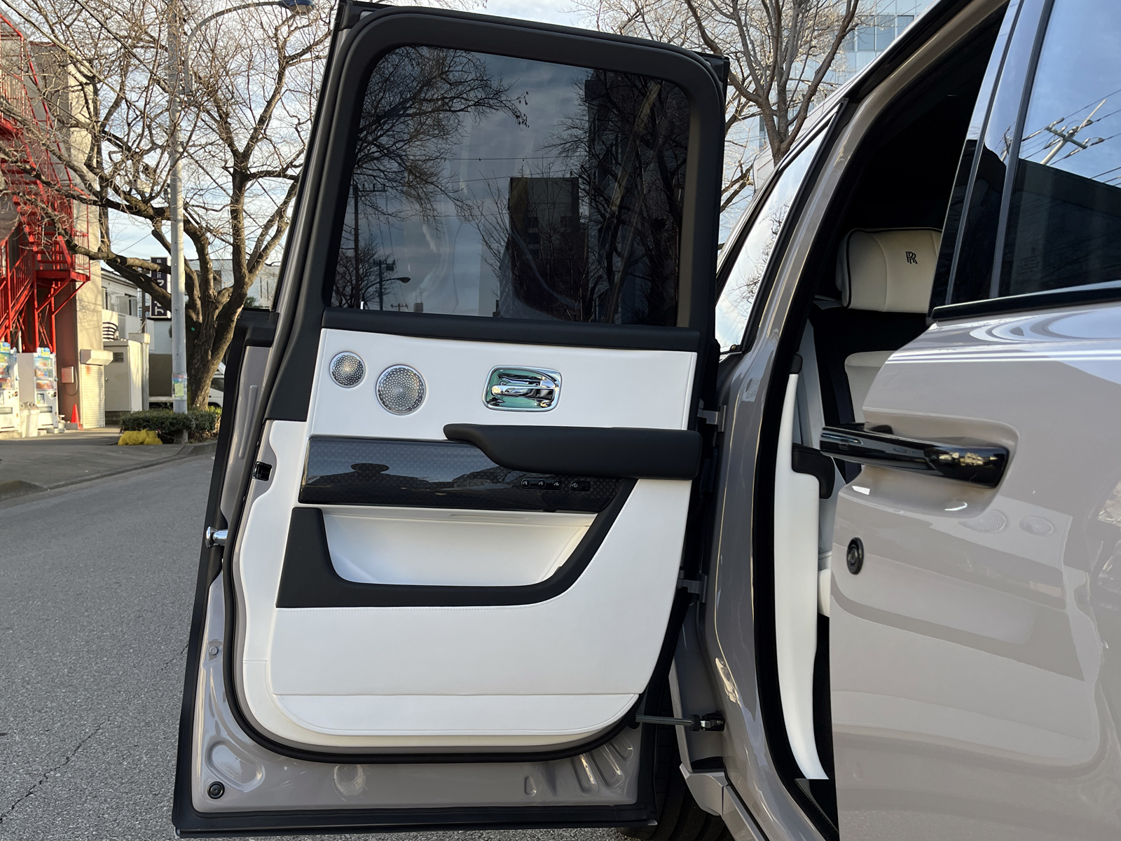 Black Badge Cullinanリッチライン