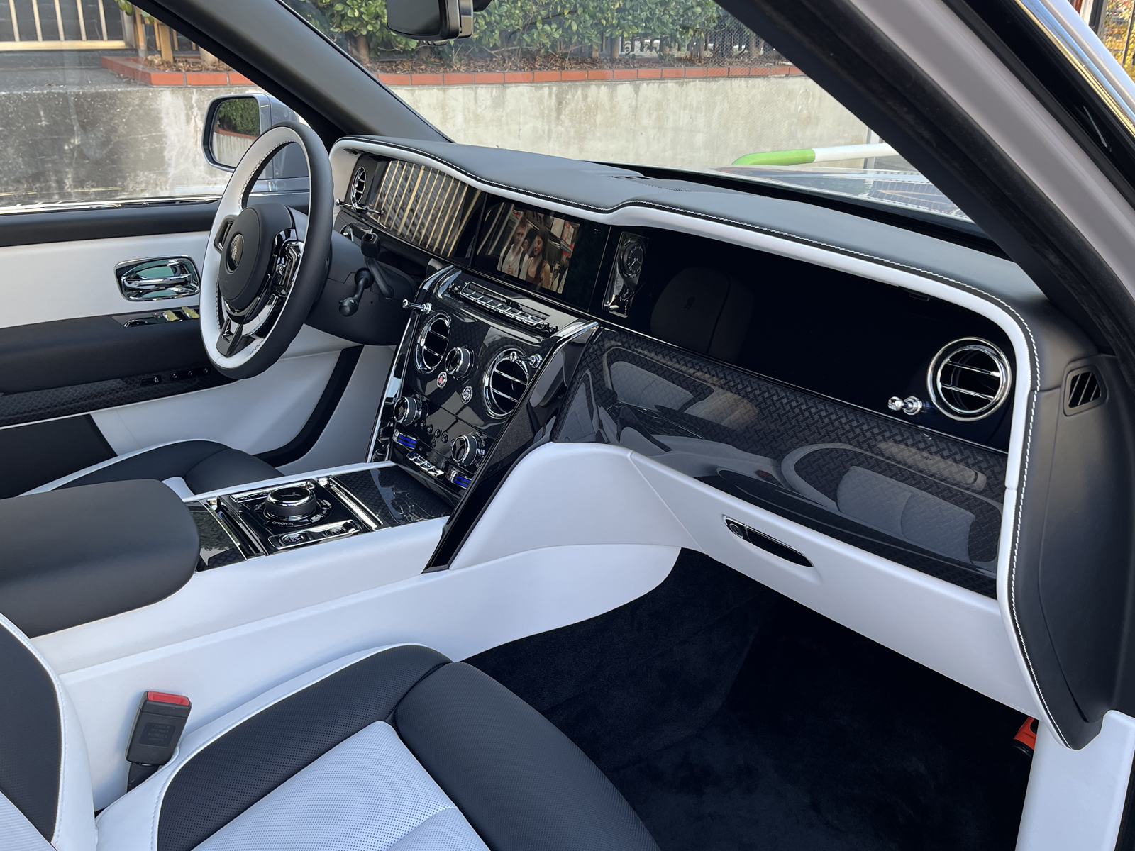 Black Badge Cullinanリッチライン