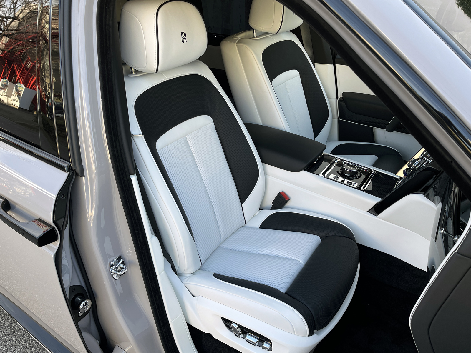 Black Badge Cullinanリッチライン