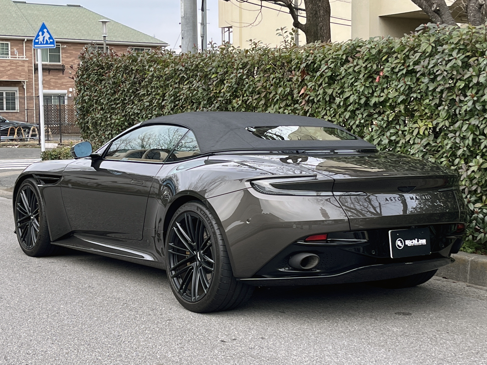 DB12 Volanteリッチライン