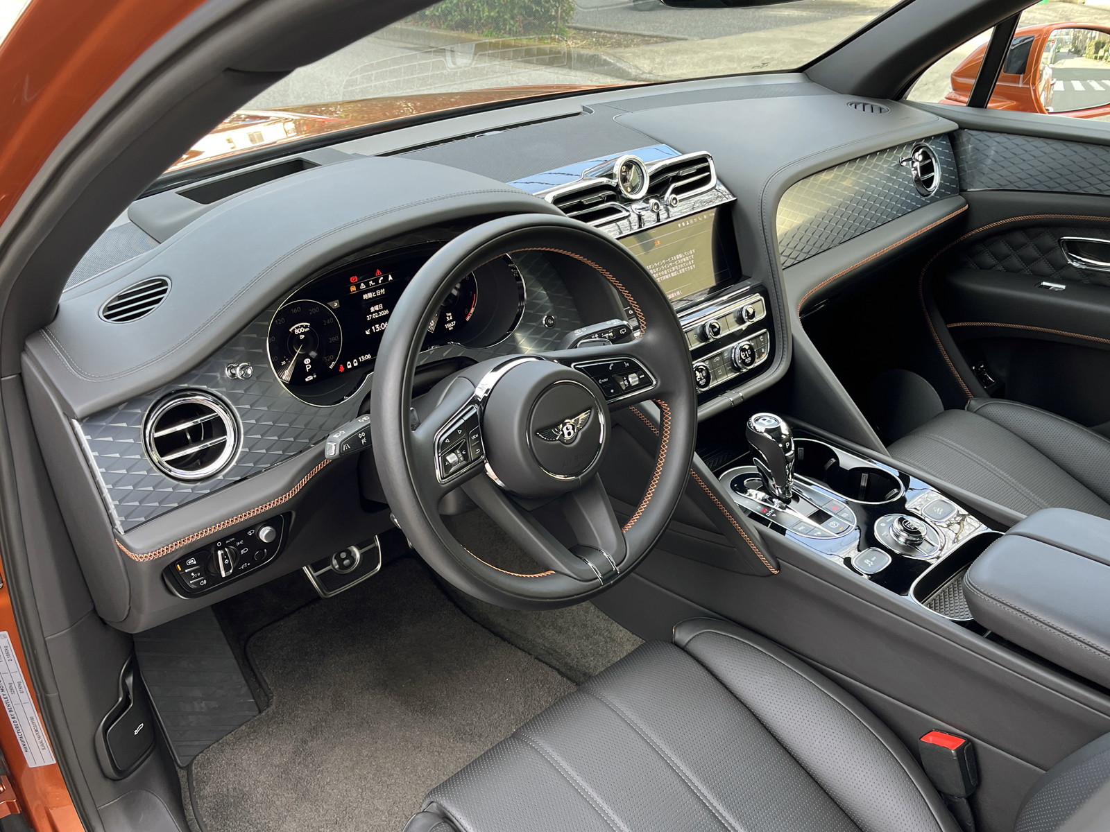 Bentayga V8リッチライン