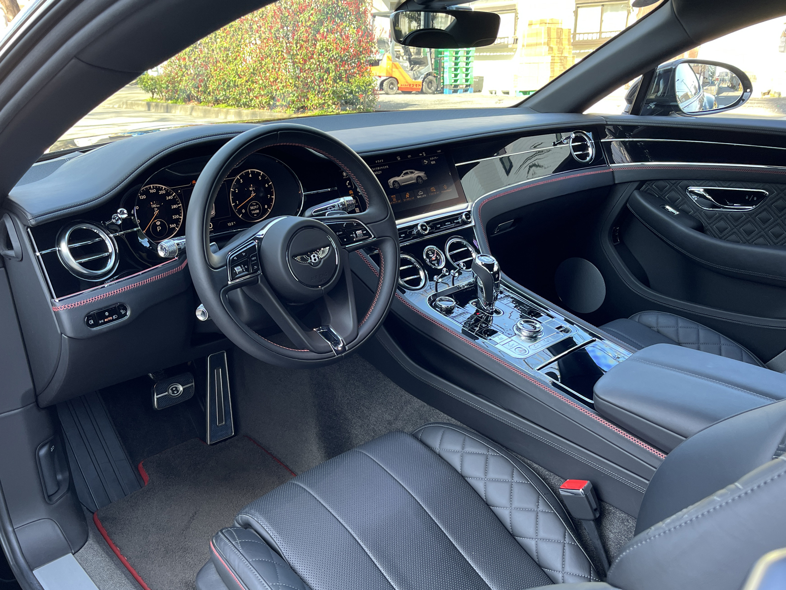 Continental GT V8 Mullinerリッチライン