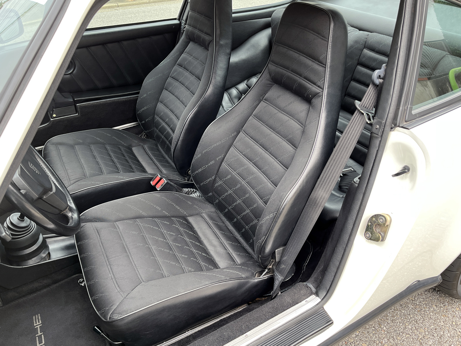 911 Carrera(Type930)リッチライン